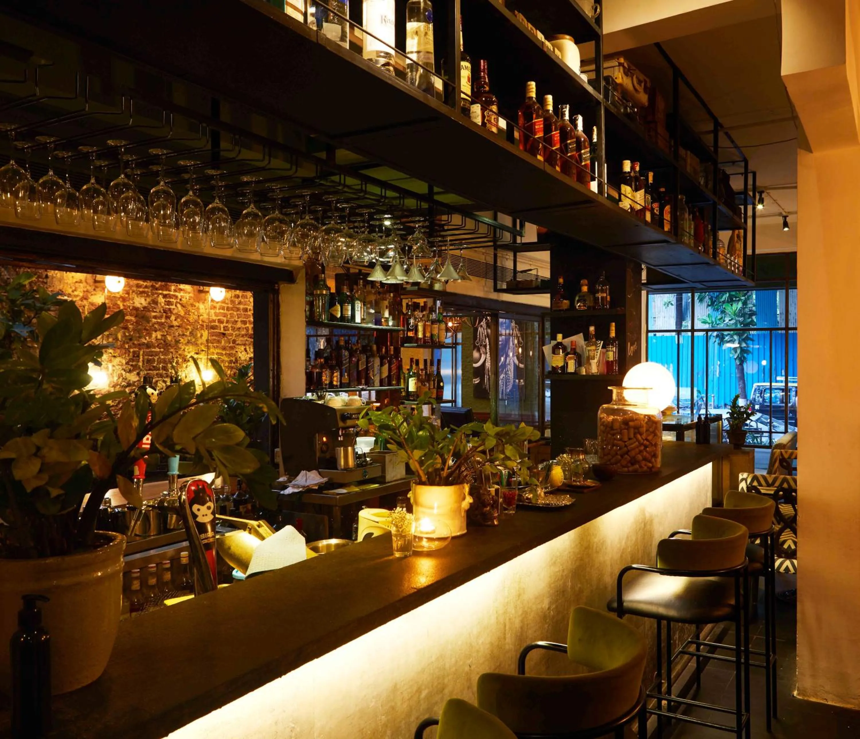 Lounge or bar in The Kin Hotel