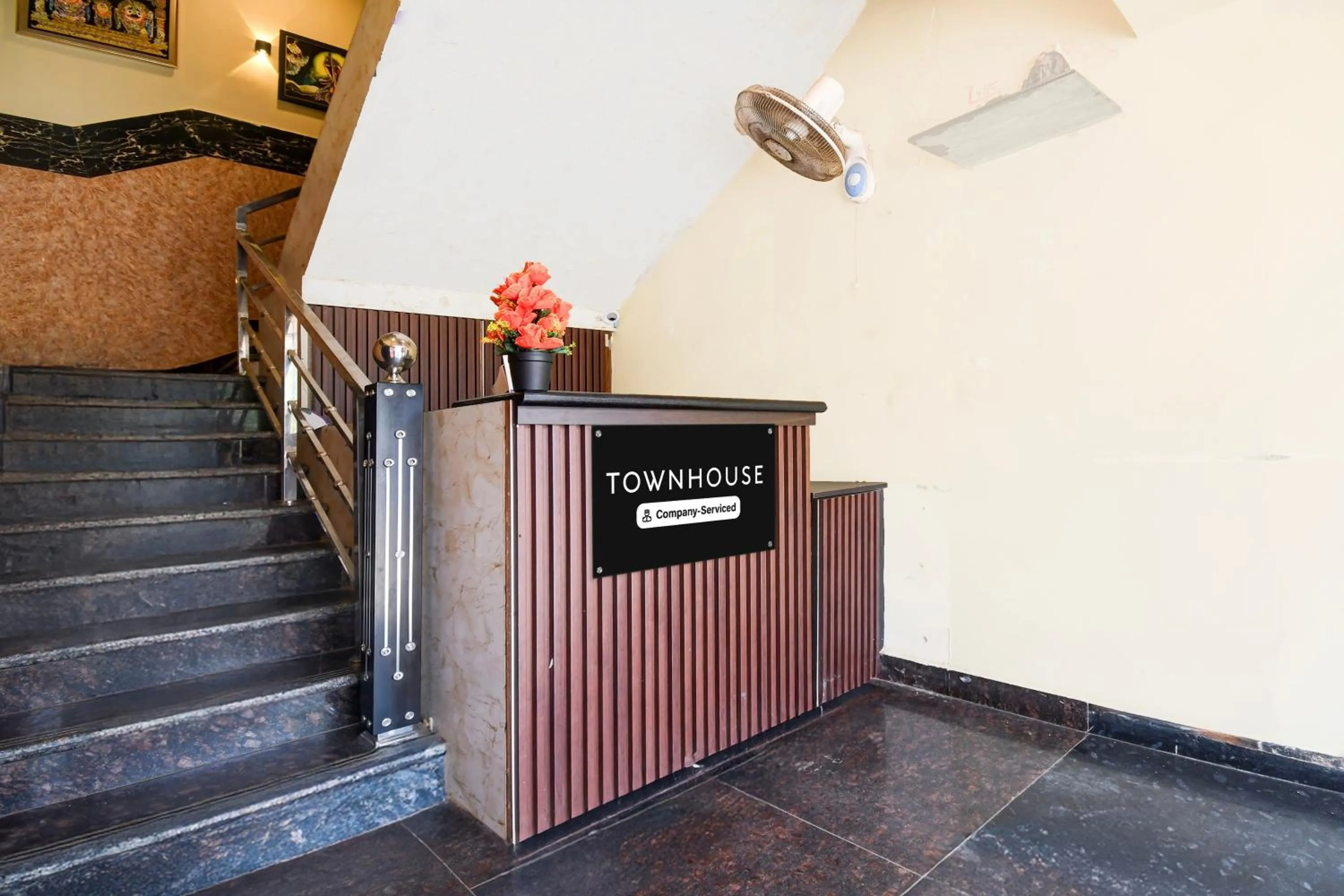 Lobby or reception in Super Townhouse Puri Formerly Hotel Narashingha