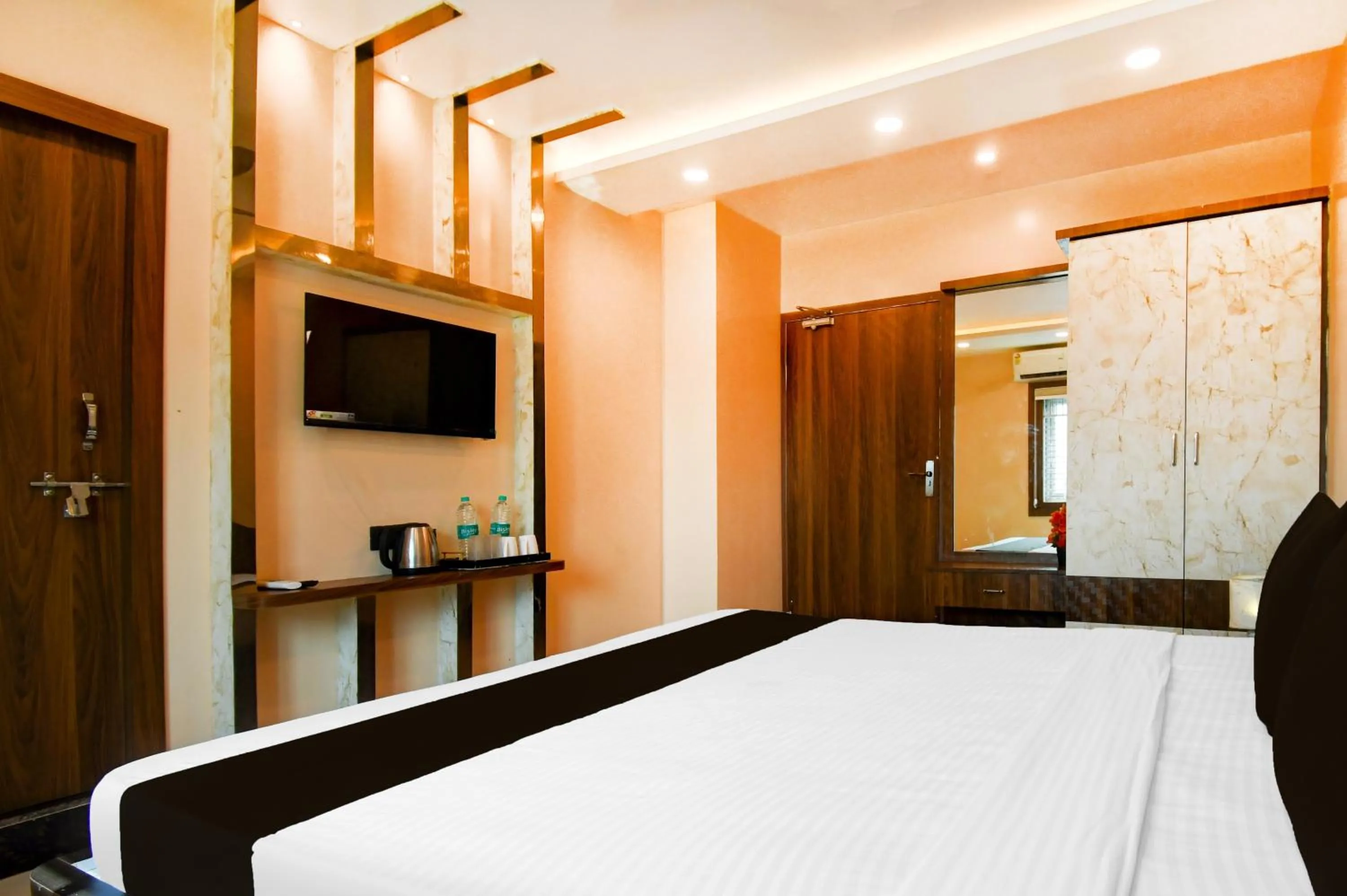 Bedroom, Bed in Super Townhouse Puri Formerly Hotel Narashingha