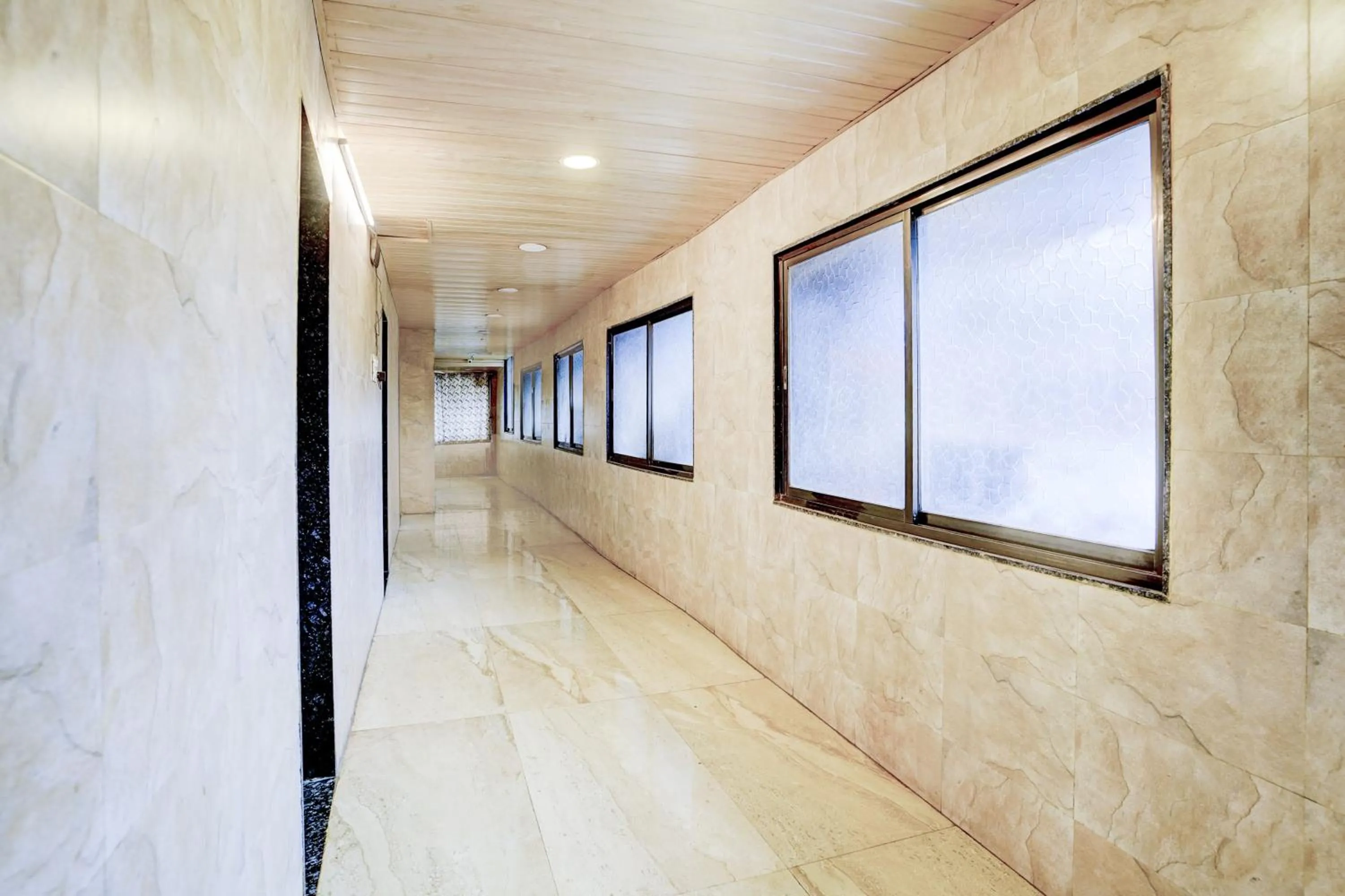 Hotel O Ambedkar Chowk Ulhasnagar