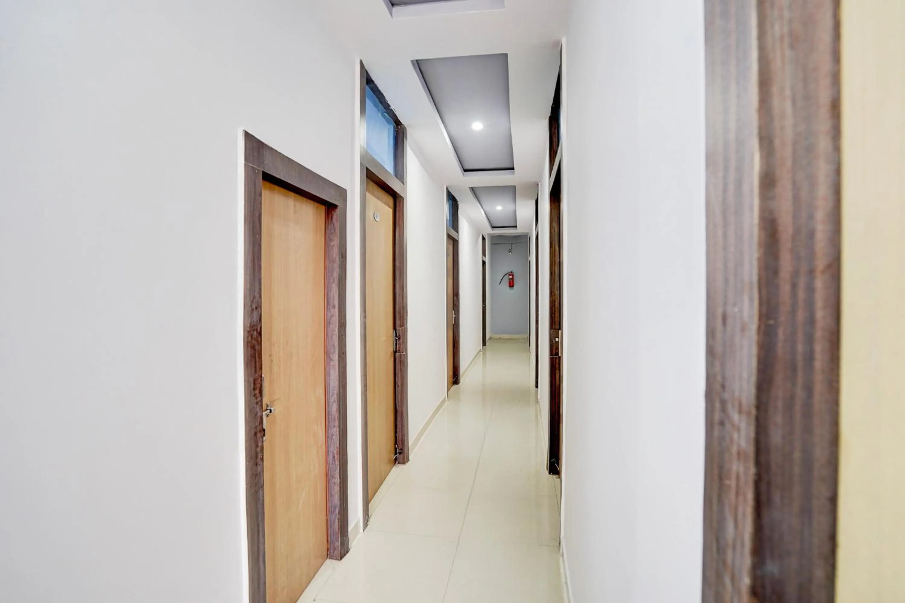 Lobby or reception in Super Hotel O Gomti Nagar Near Amity Formerly Hotel Green Apple