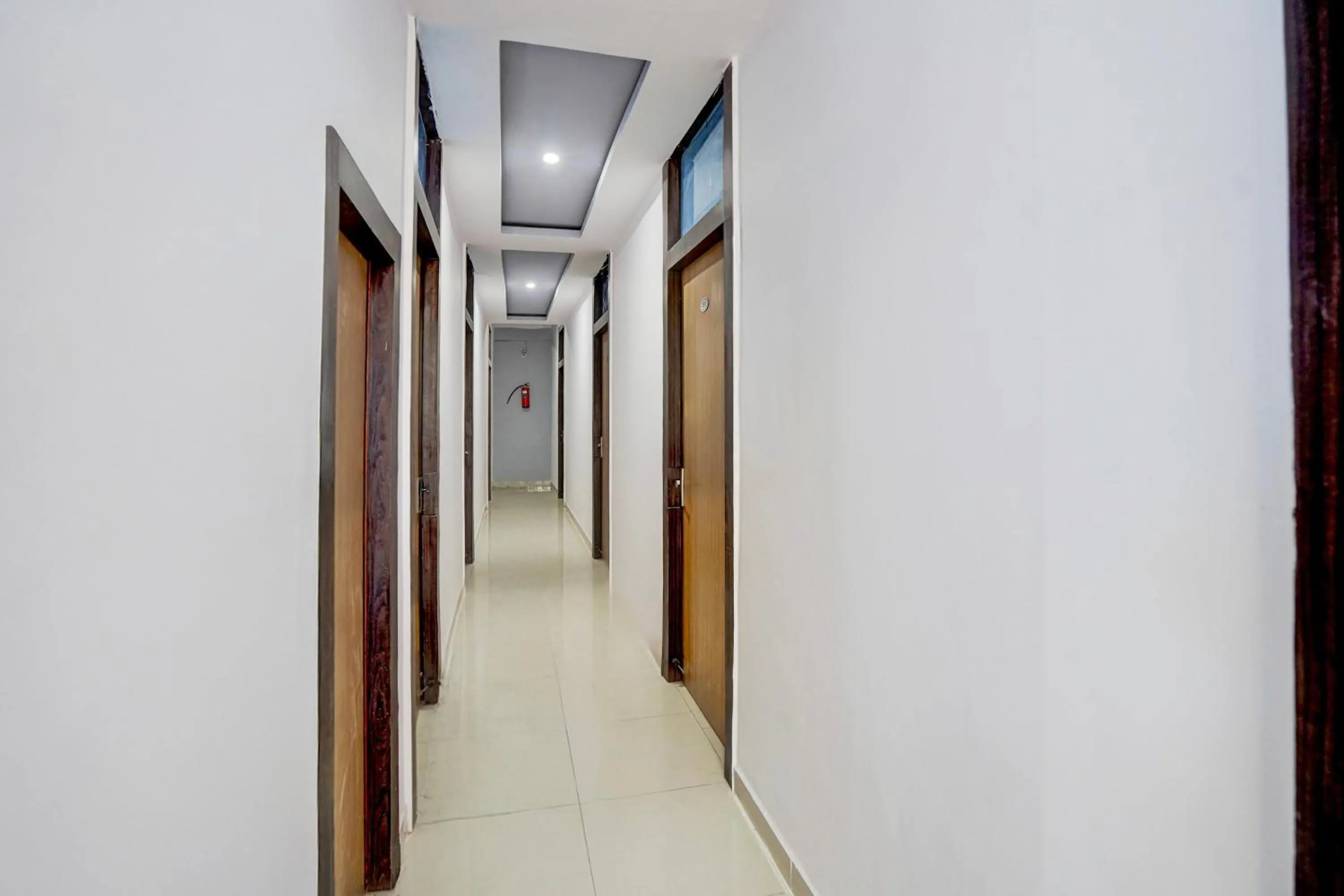 Lobby or reception in Super Hotel O Gomti Nagar Near Amity Formerly Hotel Green Apple