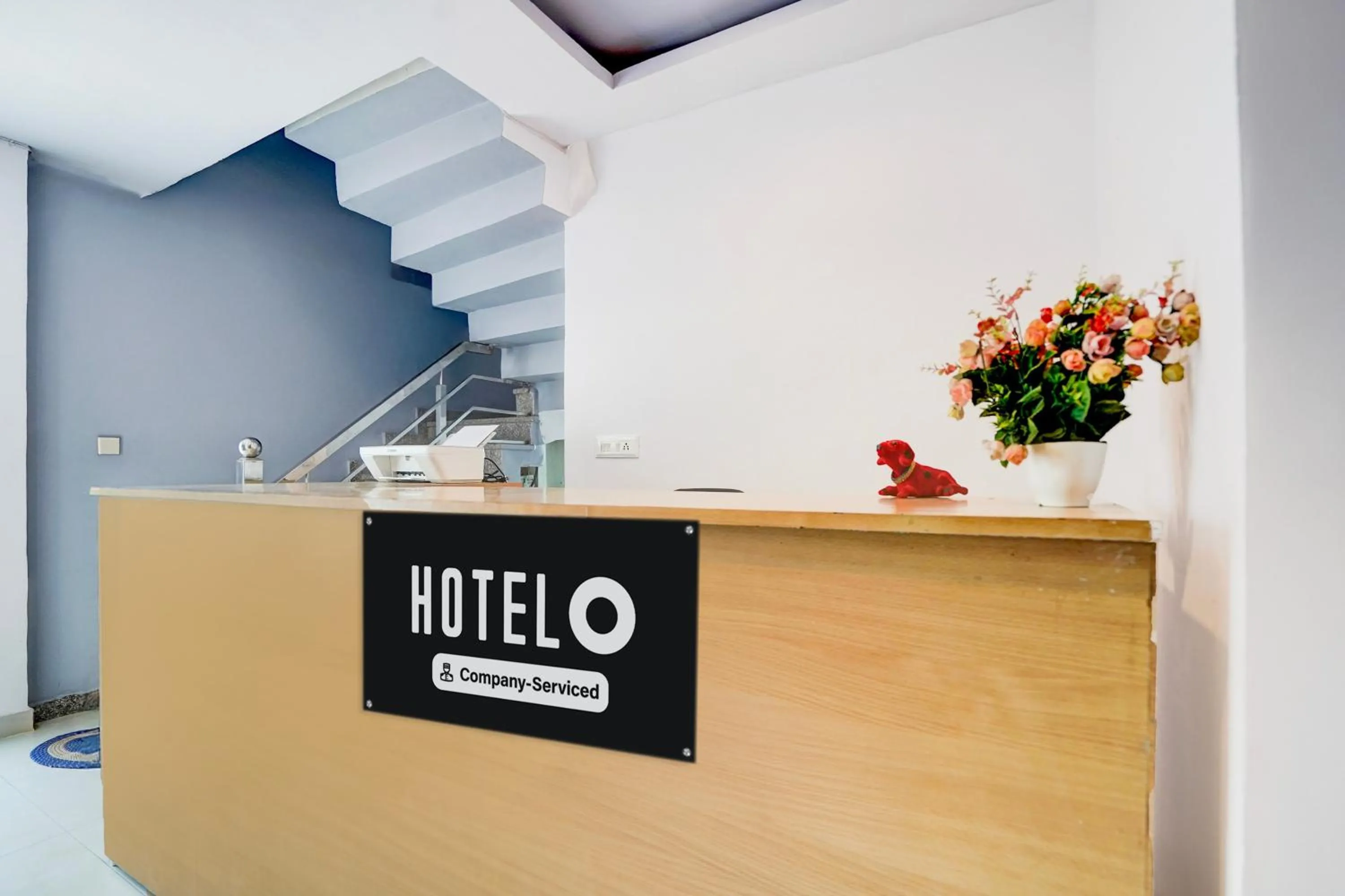 Lobby or reception in Super Hotel O Gomti Nagar Near Amity Formerly Hotel Green Apple