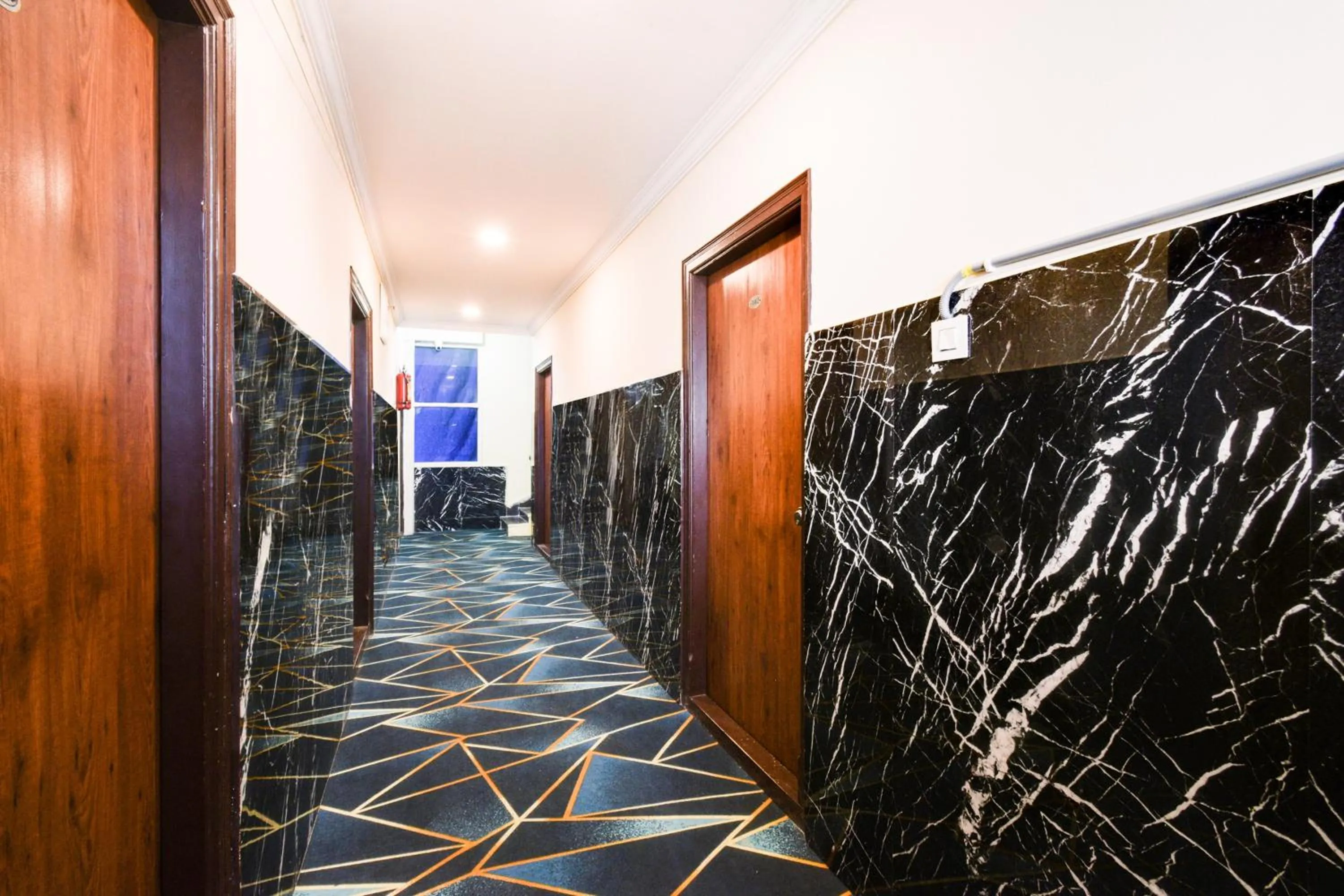 Lobby or reception in Townhouse Shamshabad Paradise Formerly Blue Petals Hotel