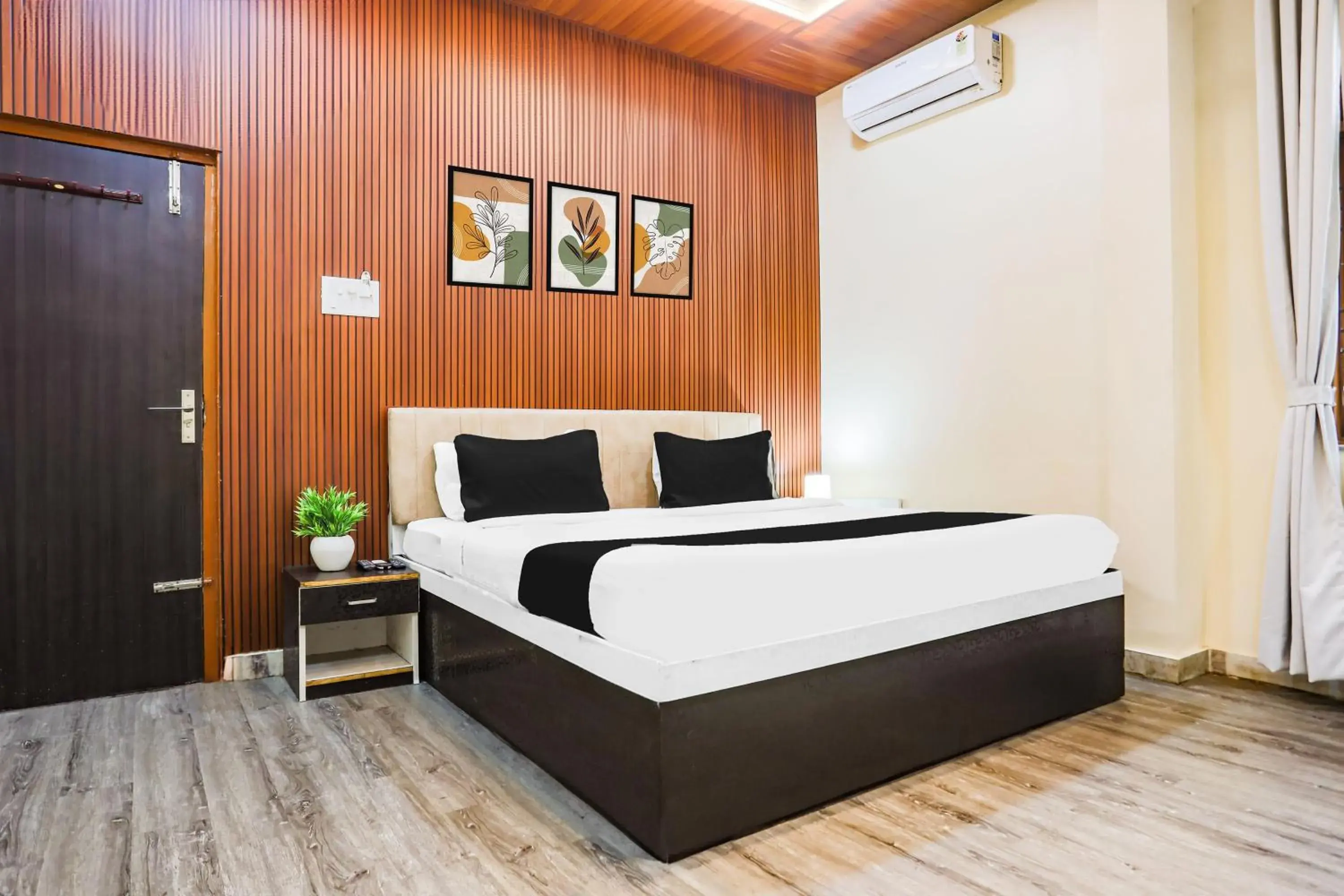 Bedroom, Bed in Super Collection O Jagannath Mandir Road Formerly Paradise Residency Bedroom, Bed in Super Collection O Jagannath Mandir Road Formerly Paradise Residency