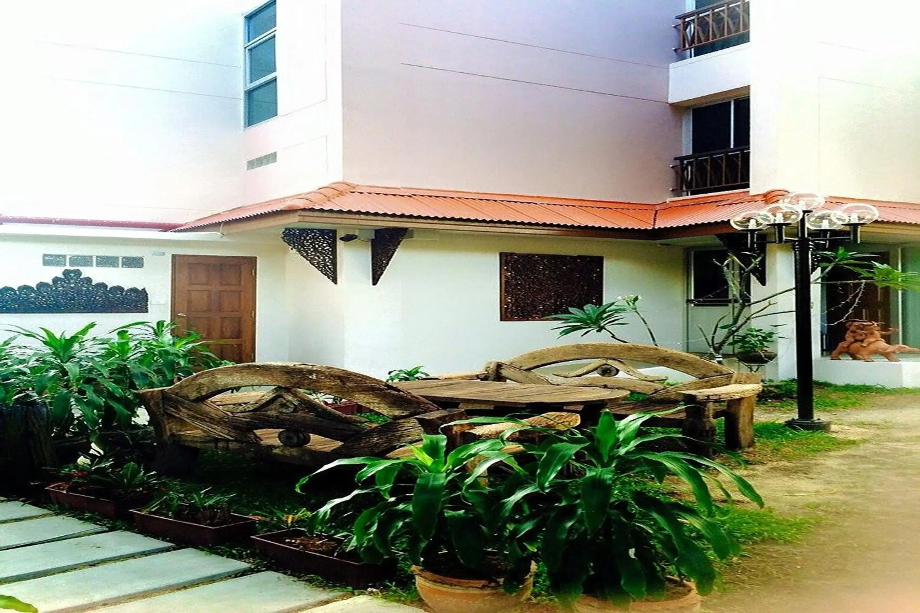 Property building in Kim Hotel At Morleng Property building in Kim Hotel At Morleng