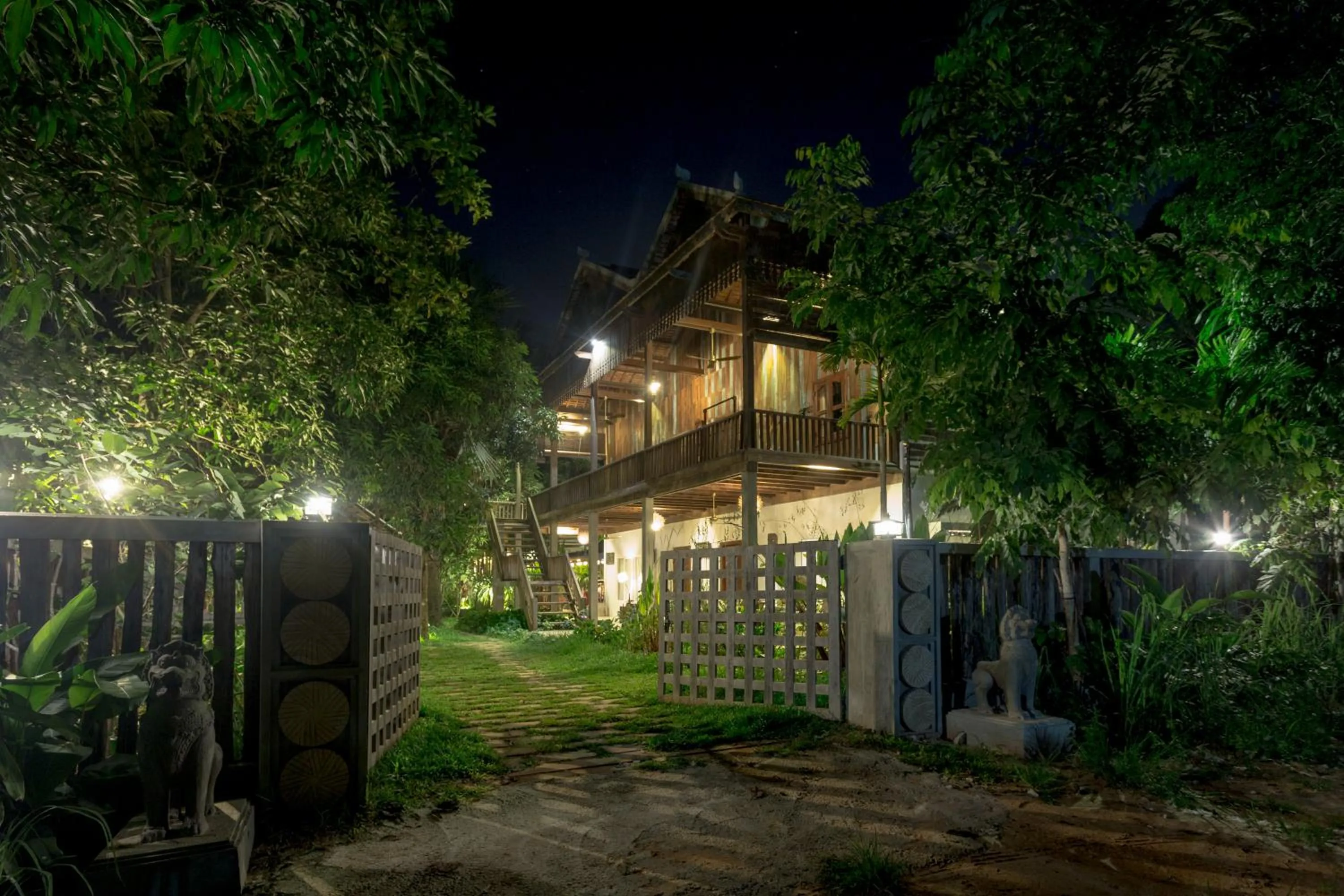 On site in Isann Lodge