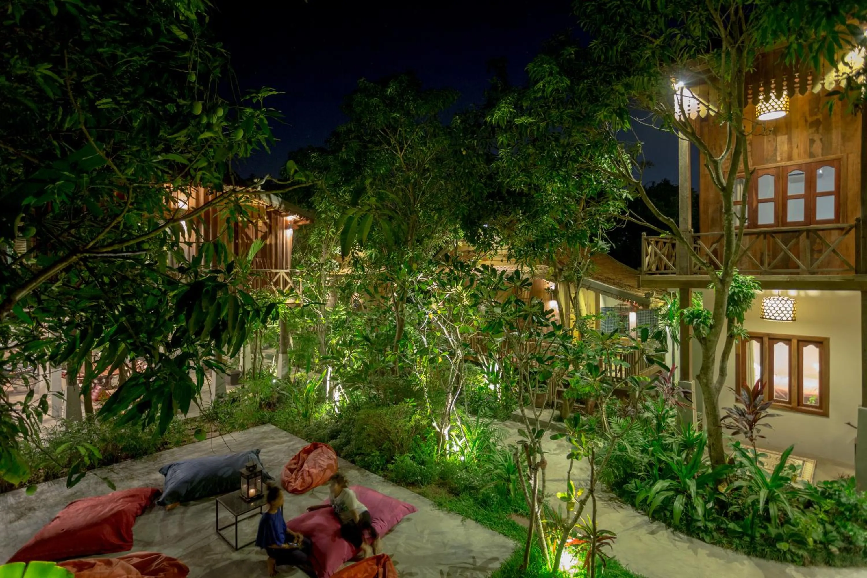 On site in Isann Lodge