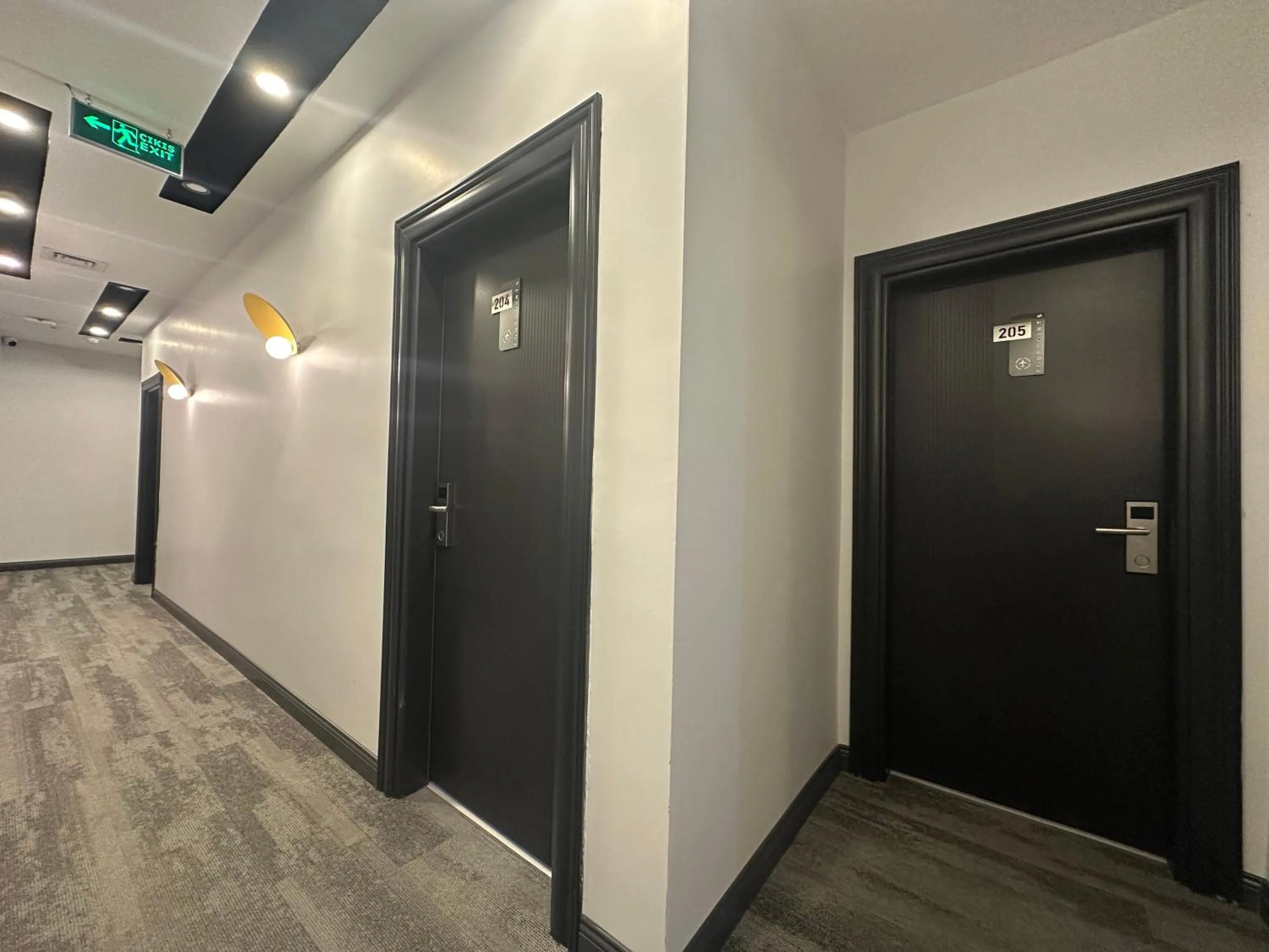 Decorative detail in Fourpoints Airport Hotel