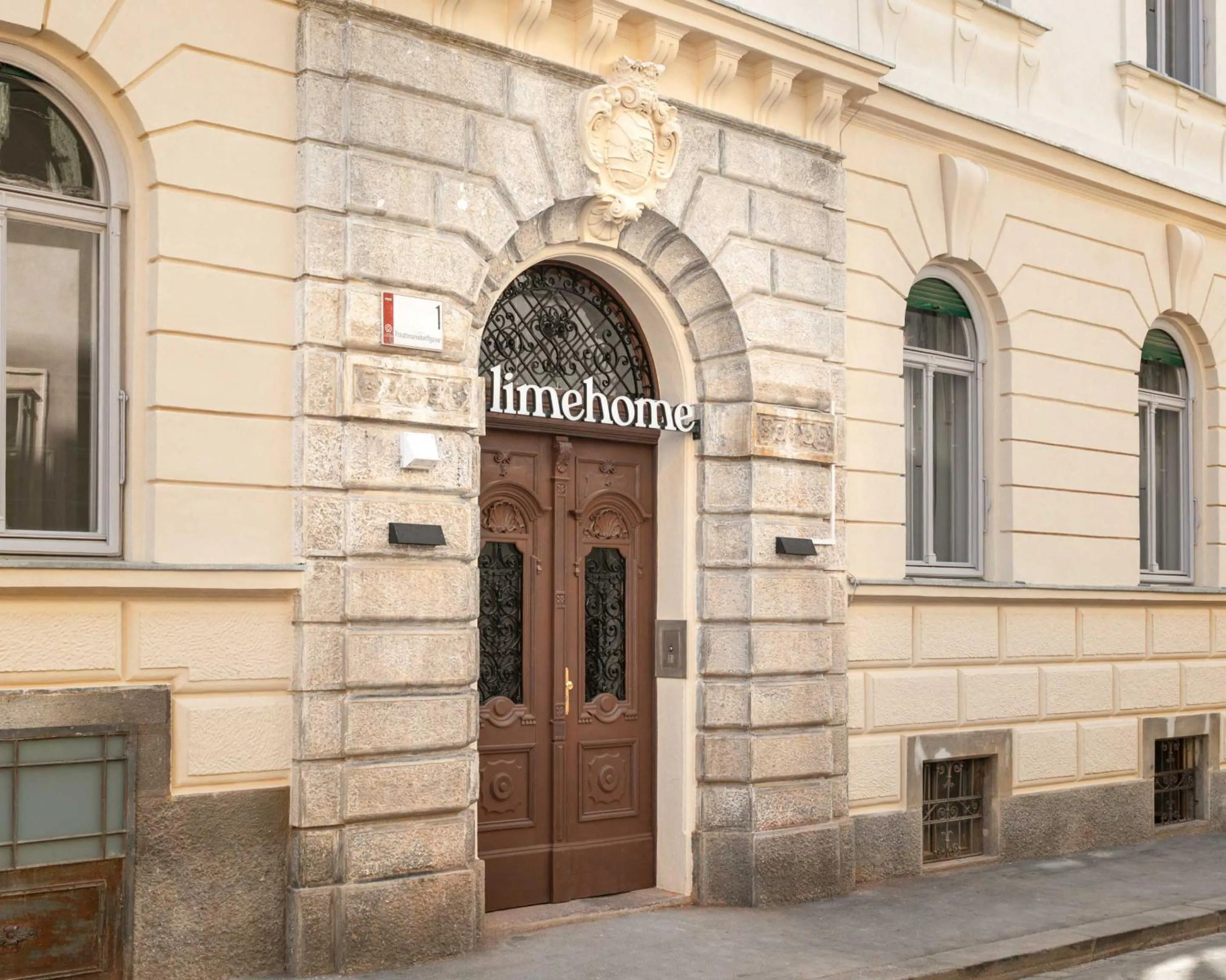 Property building in Limehome Graz Trauttmansdorffgasse
