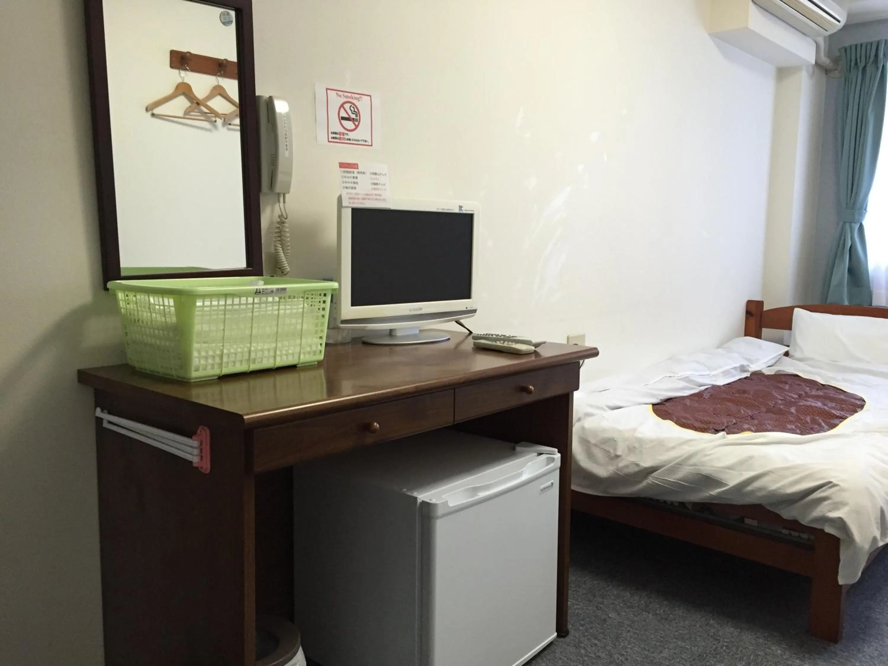 Standard Twin Room with Shared Bathroom - single occupancy - Non-Smoking in Grampus Inn Shirahama