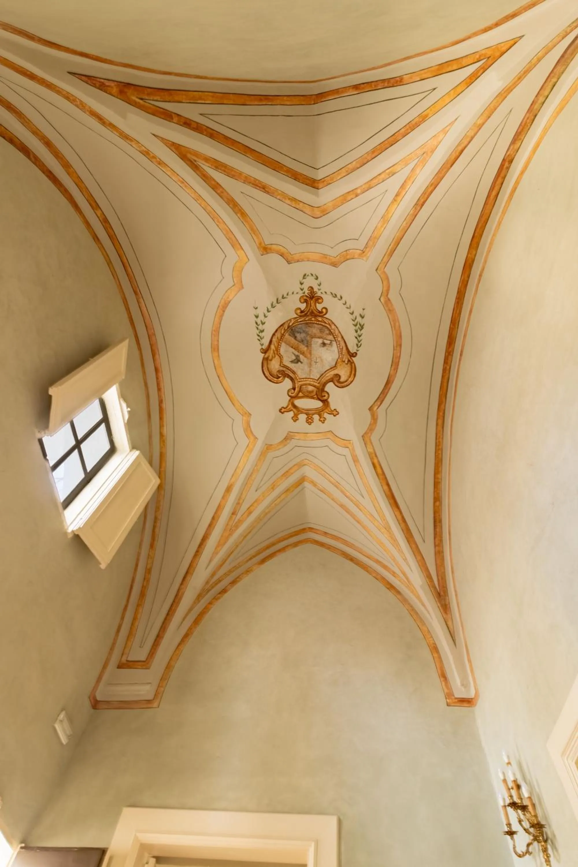 Decorative detail in Palazzo Zacà