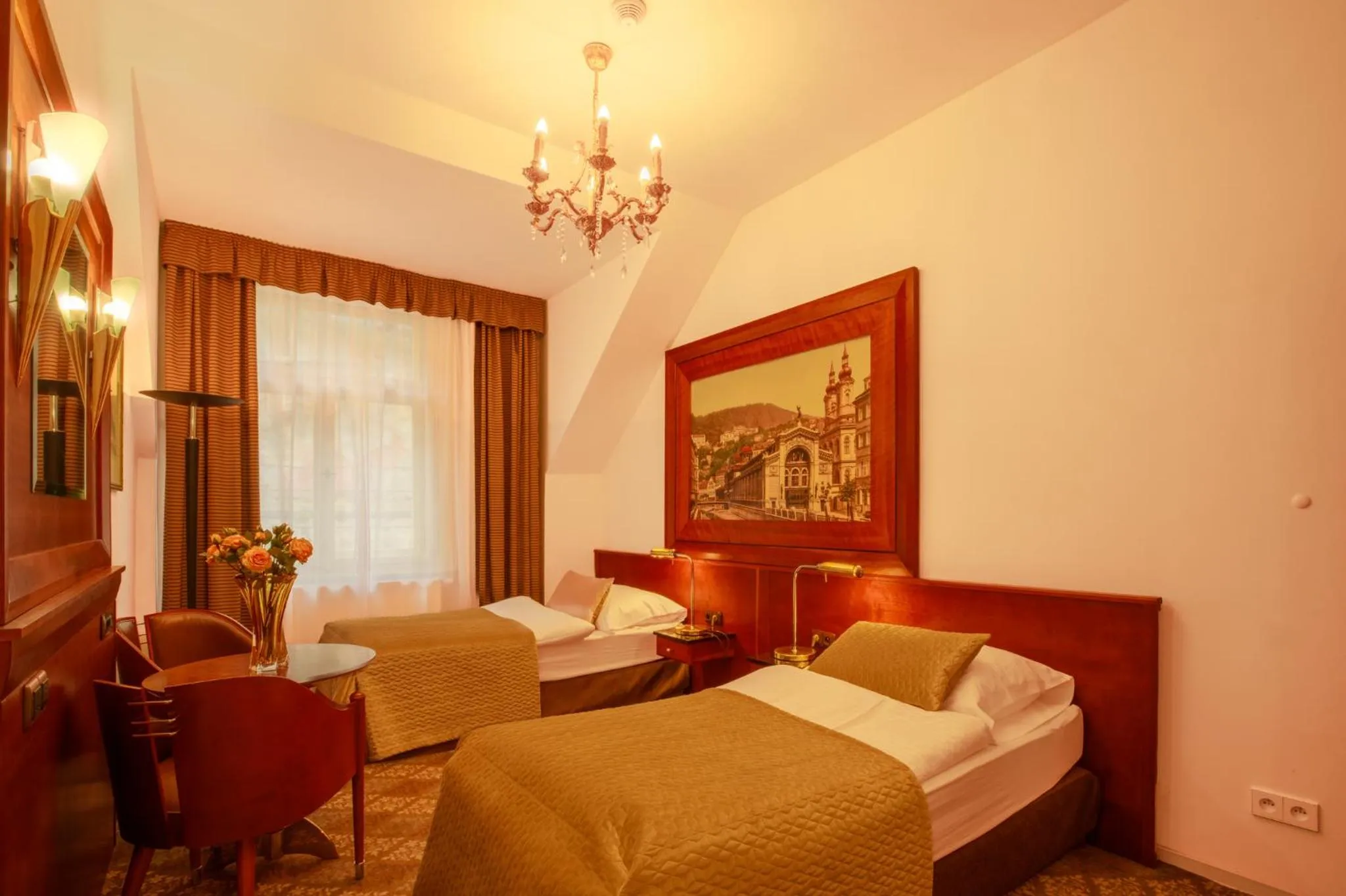 Bed in Hotel Golden Lamb