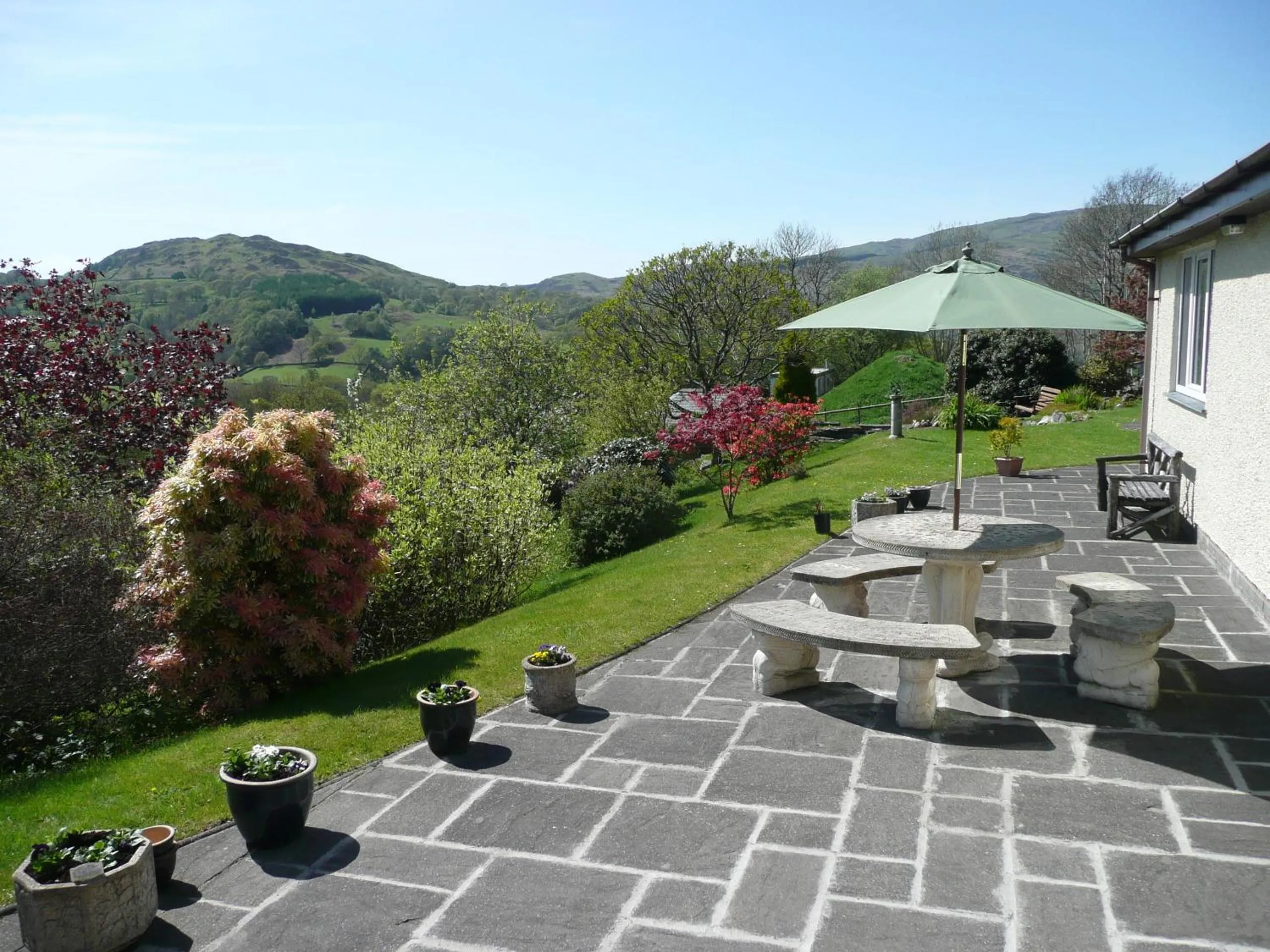 Garden in Heulwen Guest House