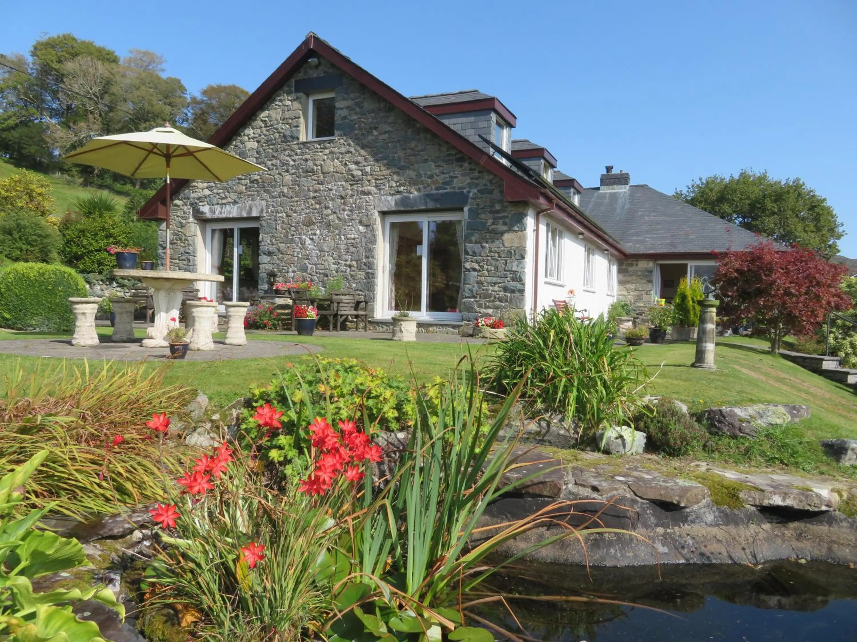 Garden in Heulwen Guest House