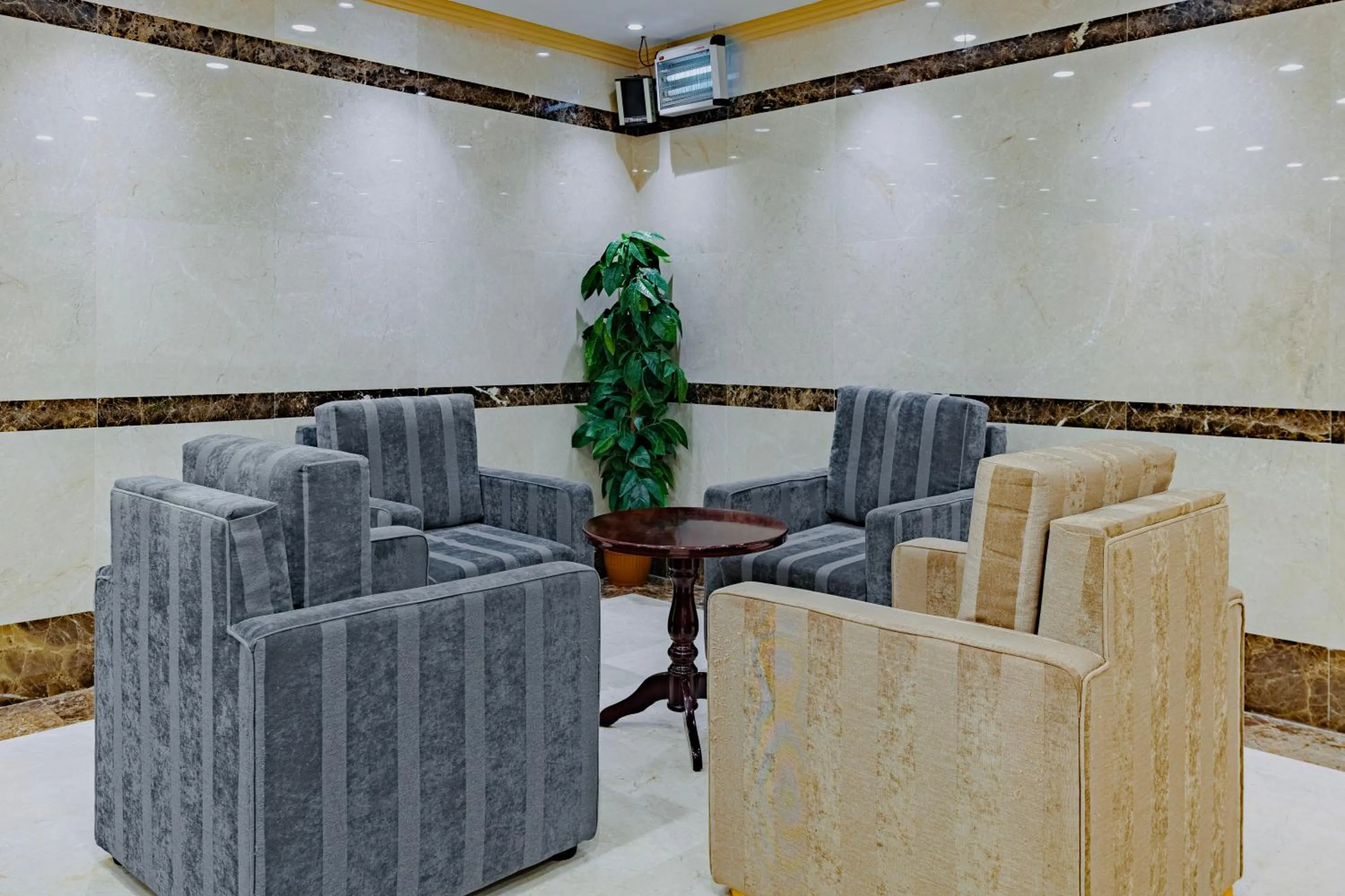 Seating area in Verta Alshisha Hotel