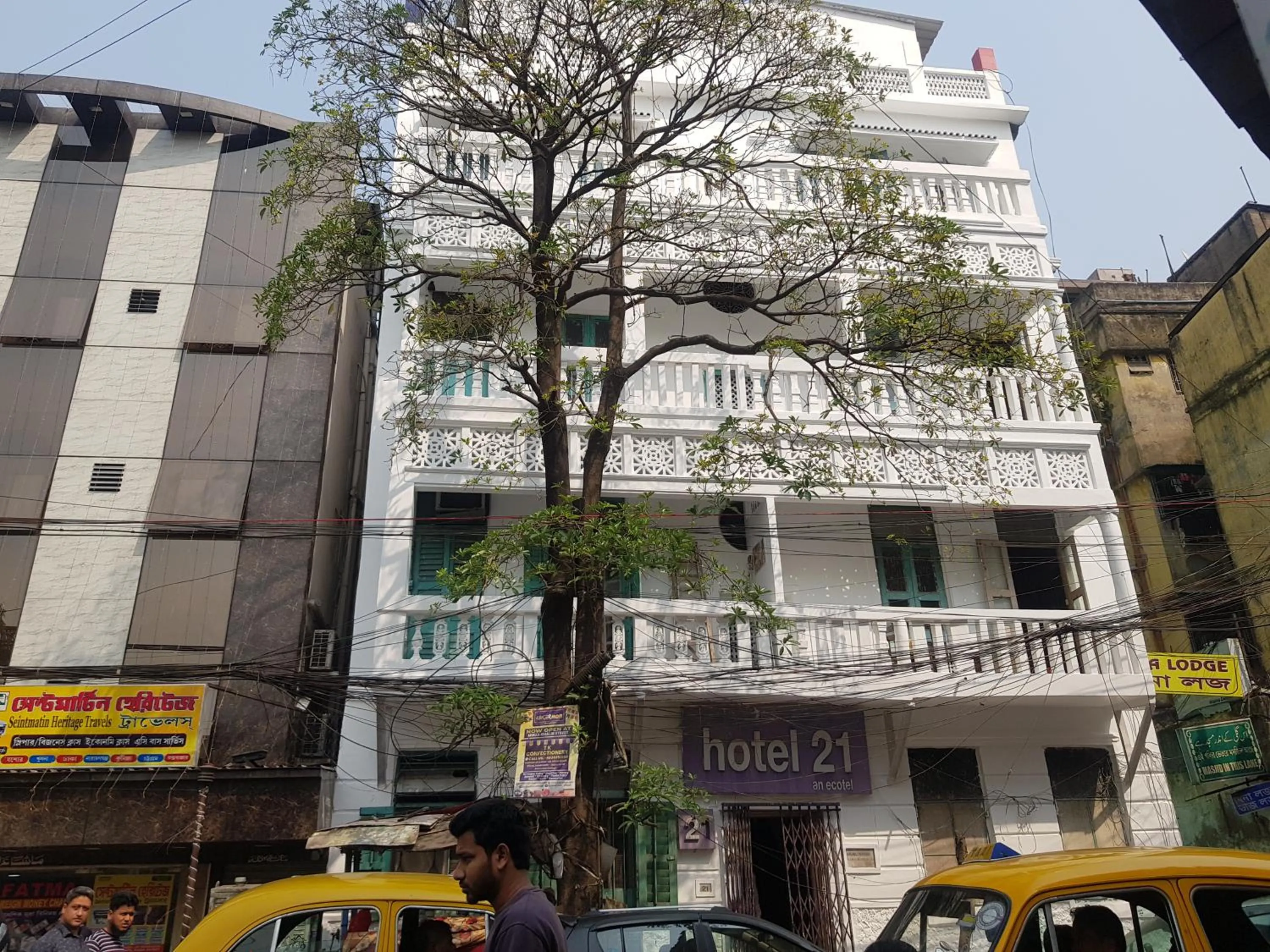 Hotel 21