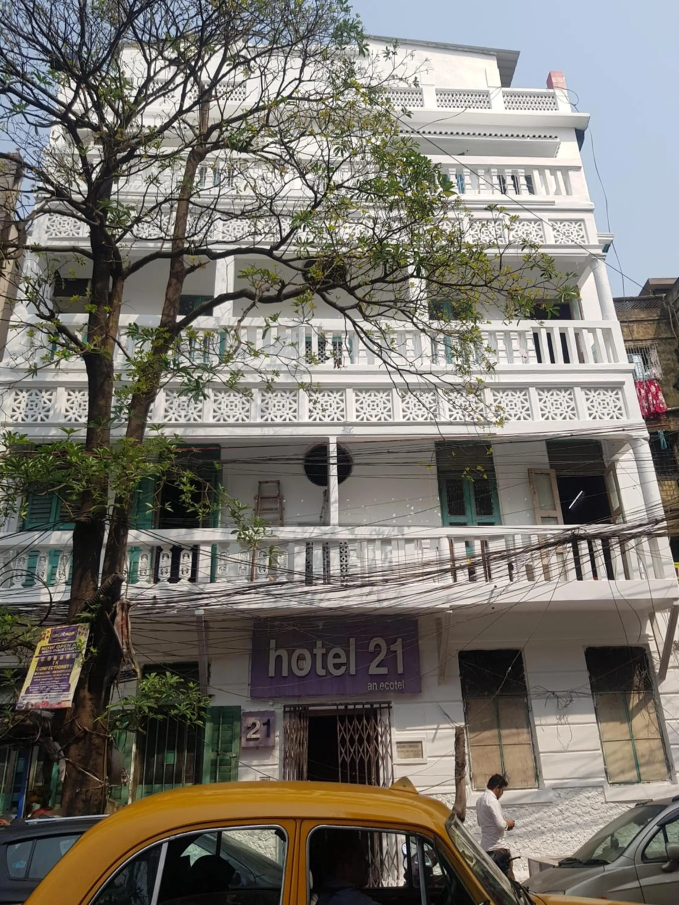 Hotel 21