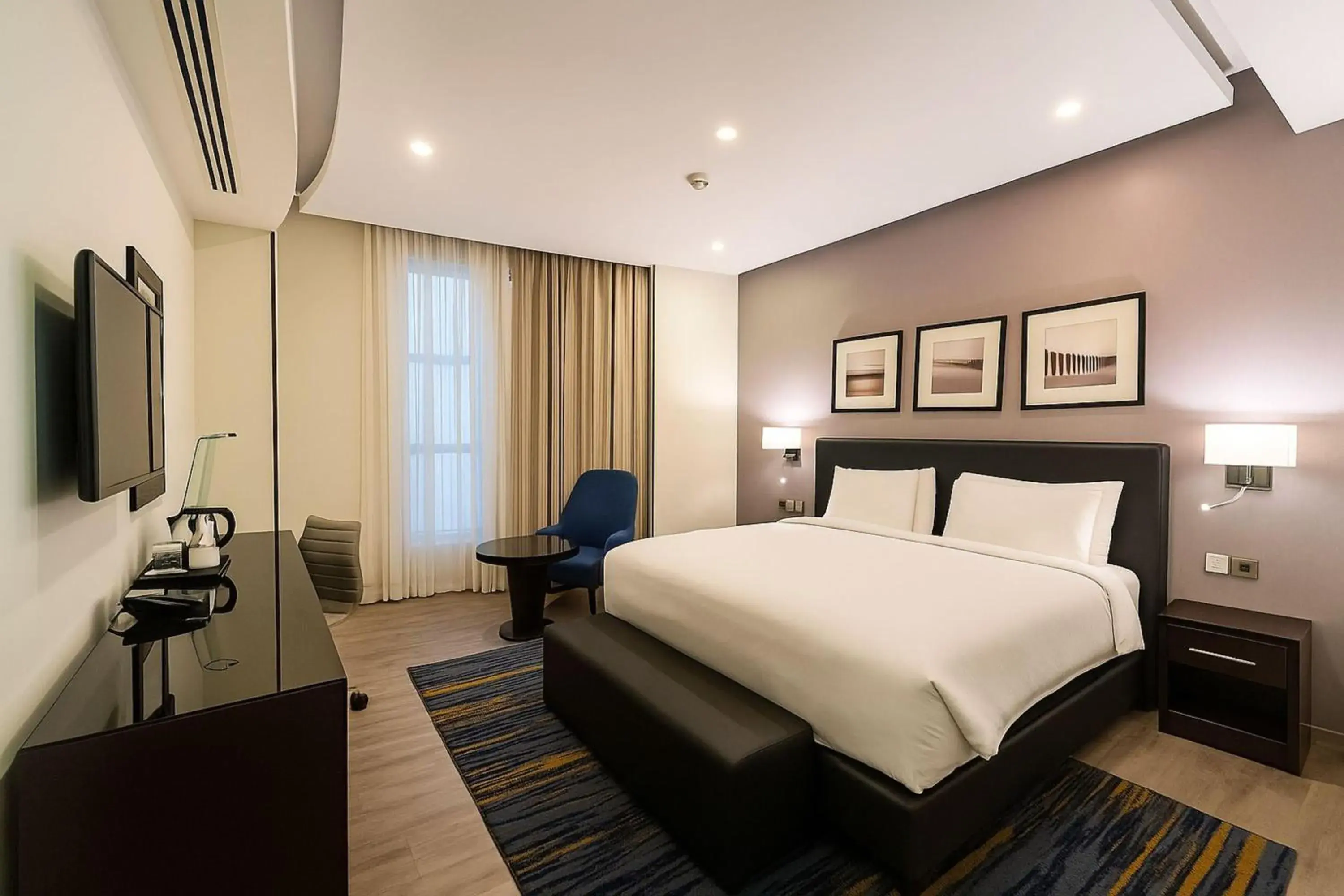 Bedroom, Bed in Radisson Blu Plaza Jeddah Bedroom, Bed in Radisson Blu Plaza Jeddah