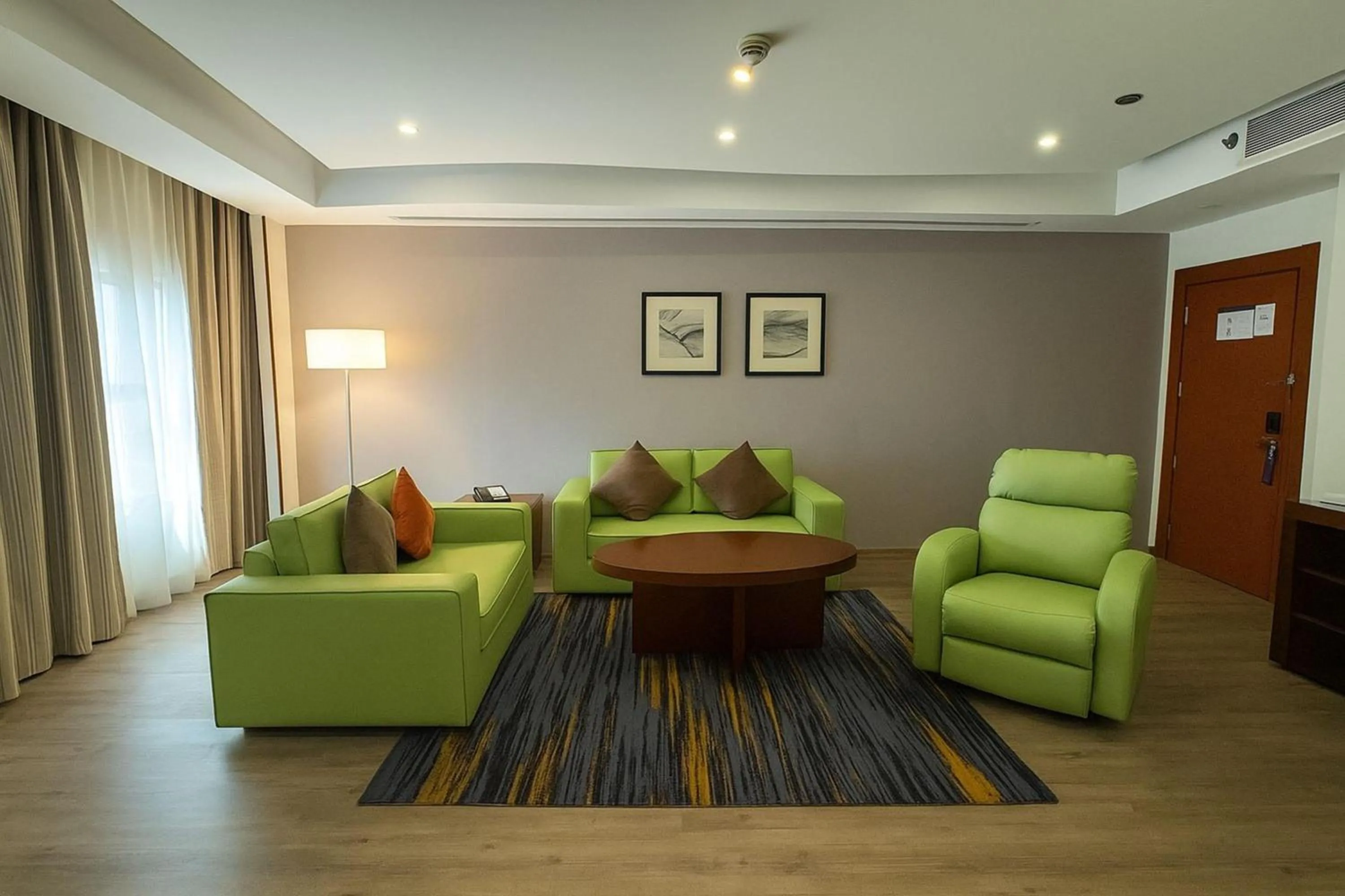 Photo of the whole room in Radisson Blu Plaza Jeddah