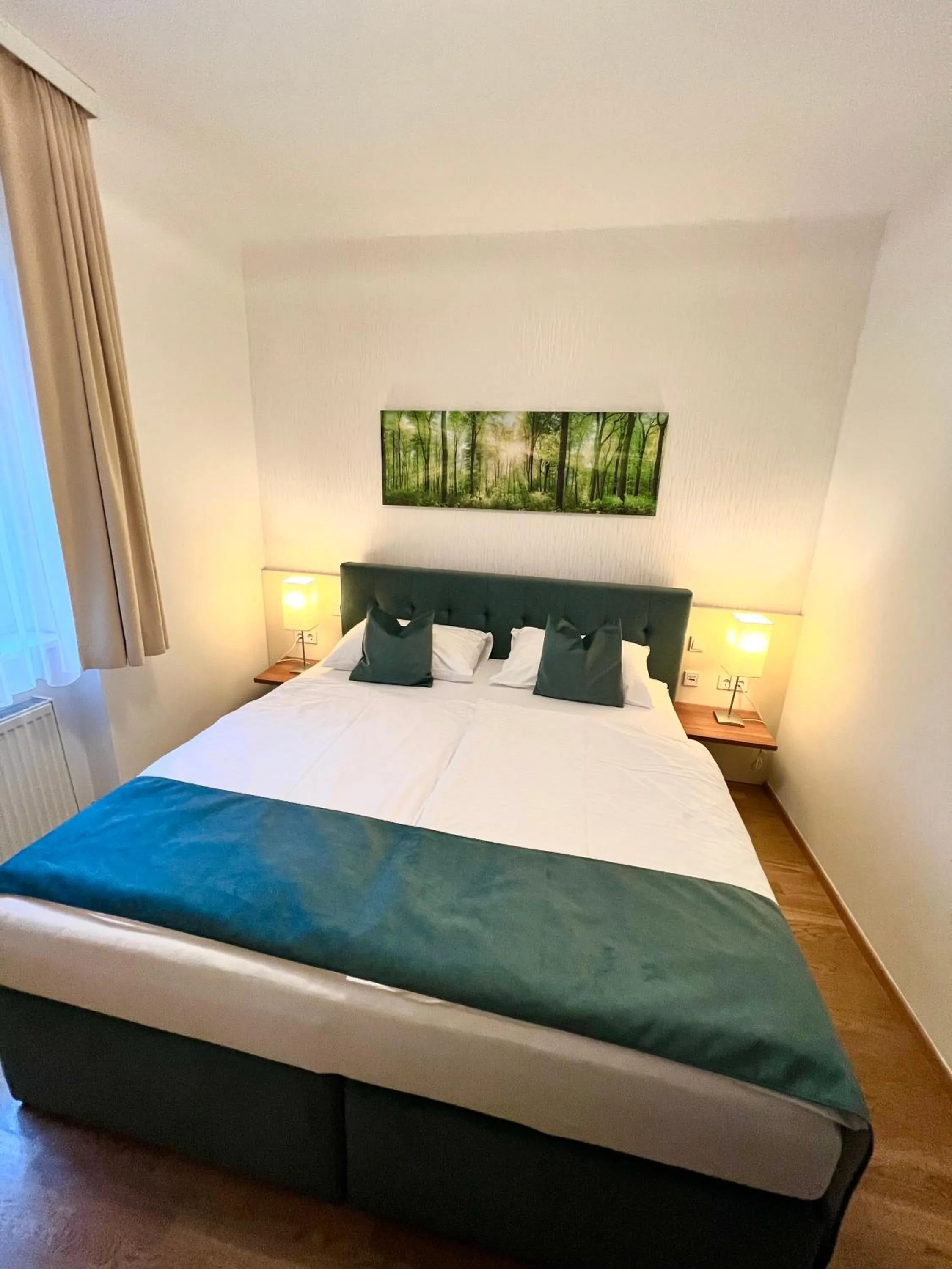 Photo of the whole room, Bed in Home Sweet Apartments - A cozy welcome