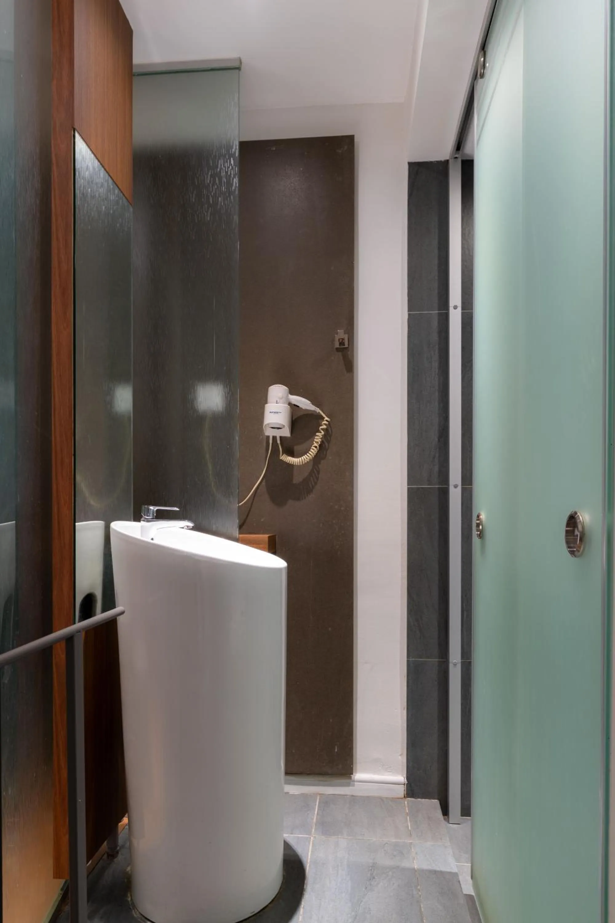 Shower in T+ Hotel Butterworth