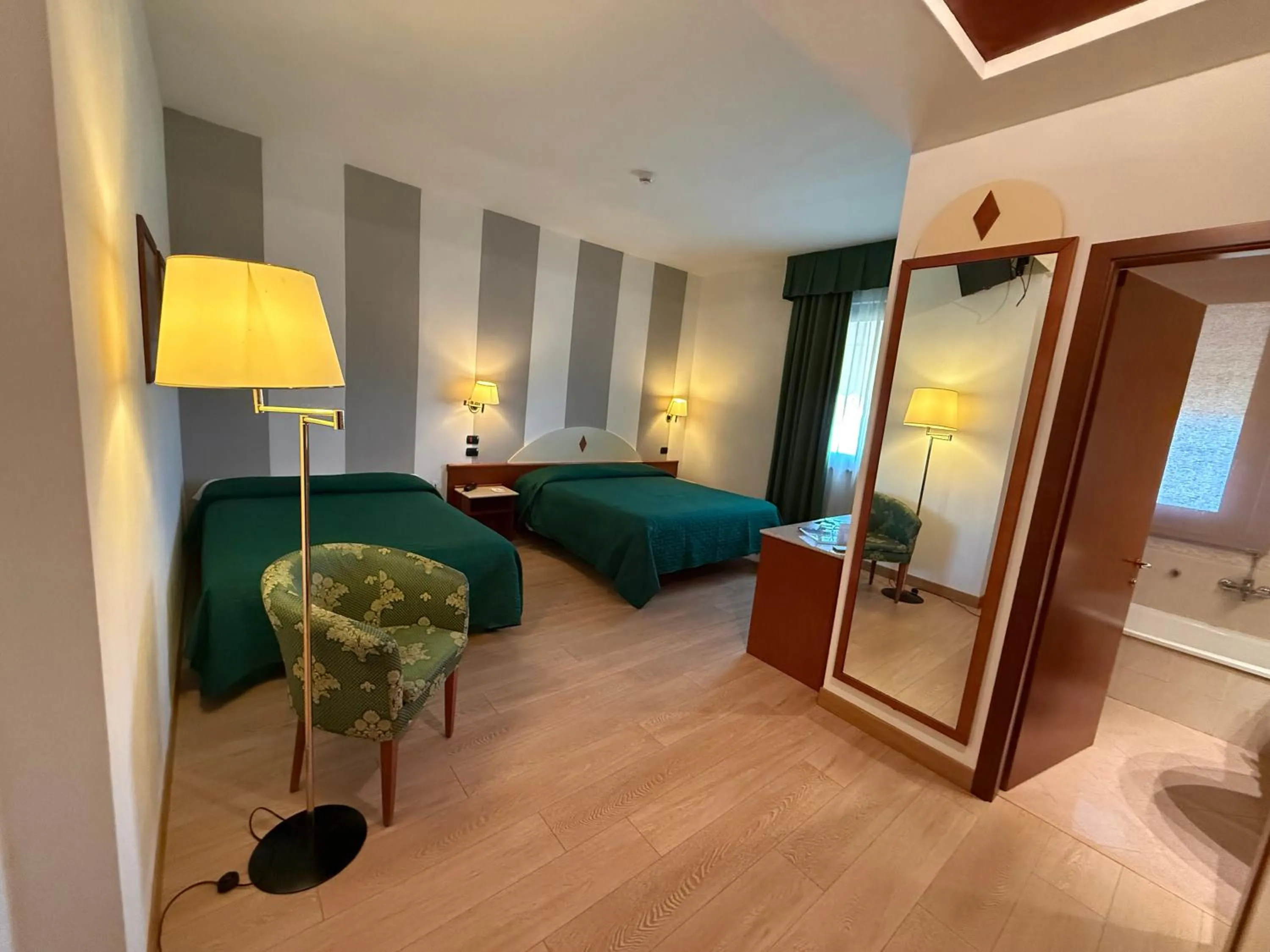 Bedroom, Bed in Hotel Le Ville