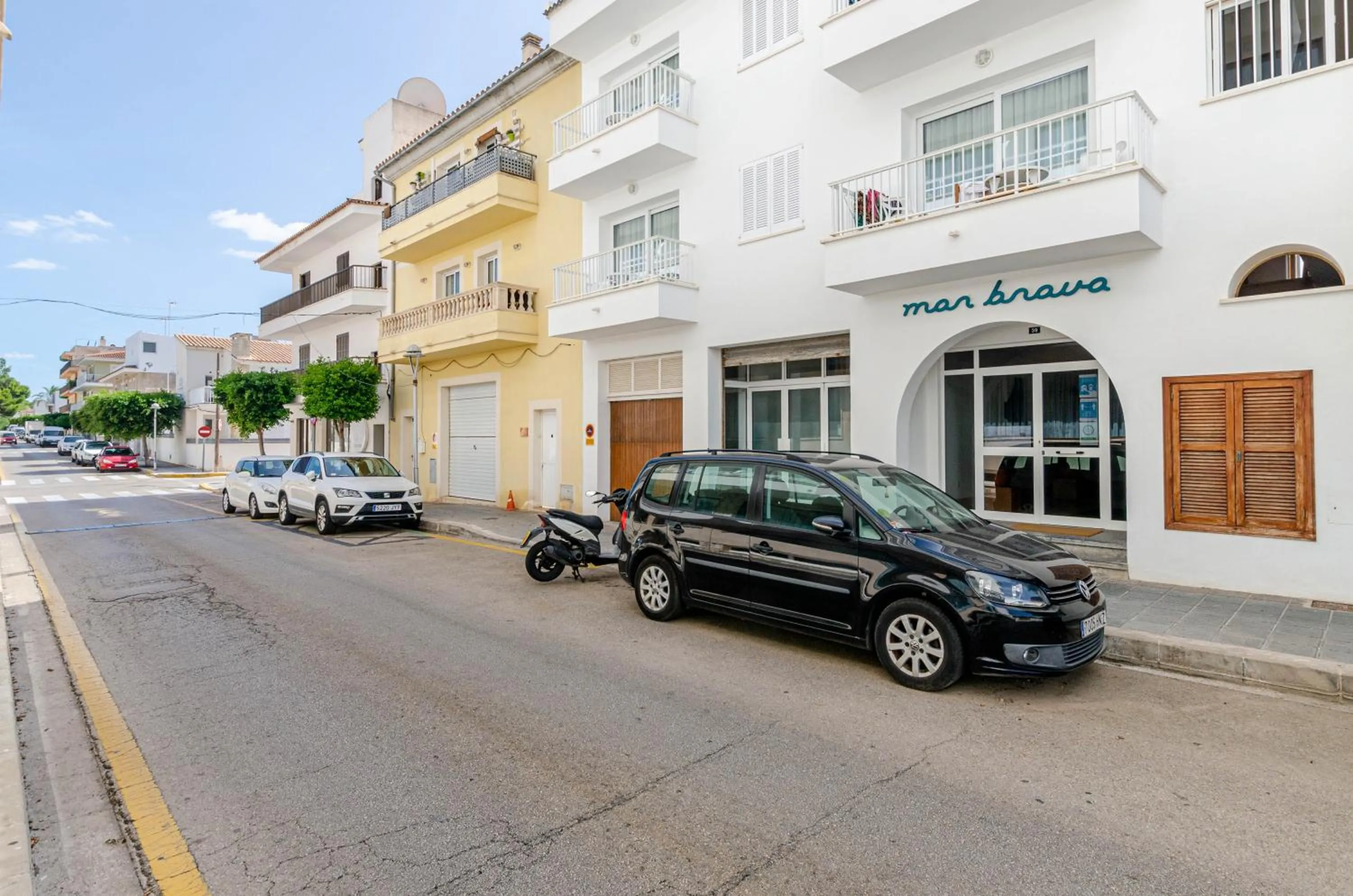 Property building in Mar Brava Apartments