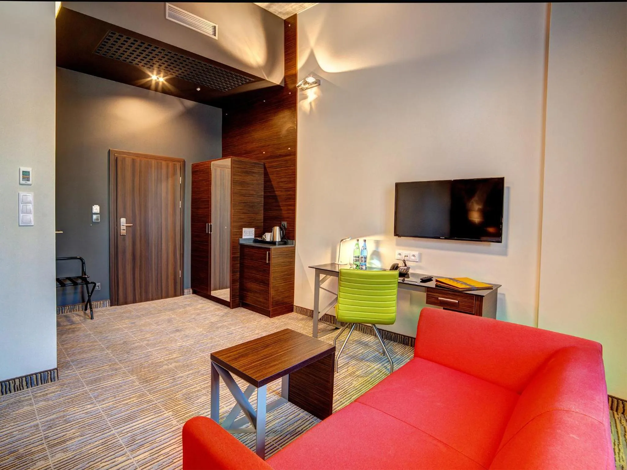 Property building in Hotel Loft 1898