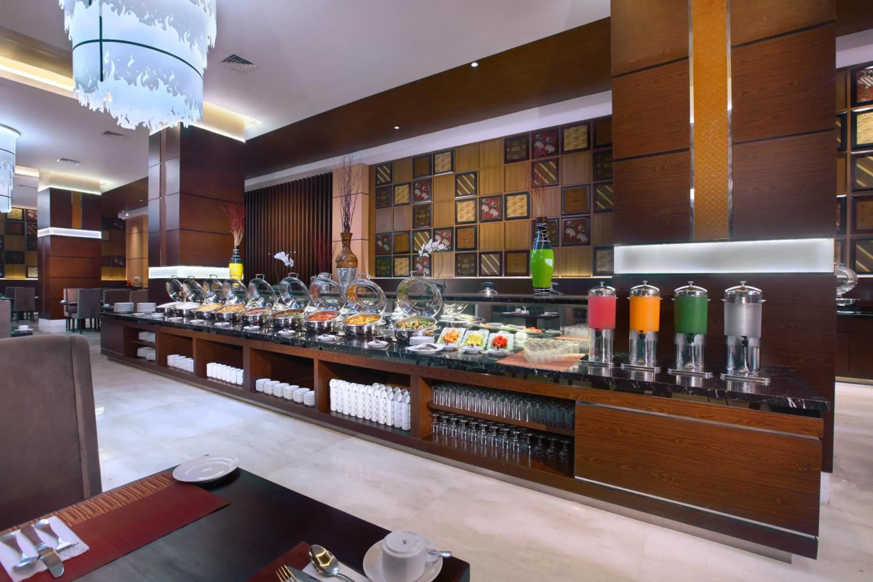 Restaurant/places to eat in The Alana Hotel & Convention Center Solo by ASTON Restaurant/places to eat in The Alana Hotel & Convention Center Solo by ASTON