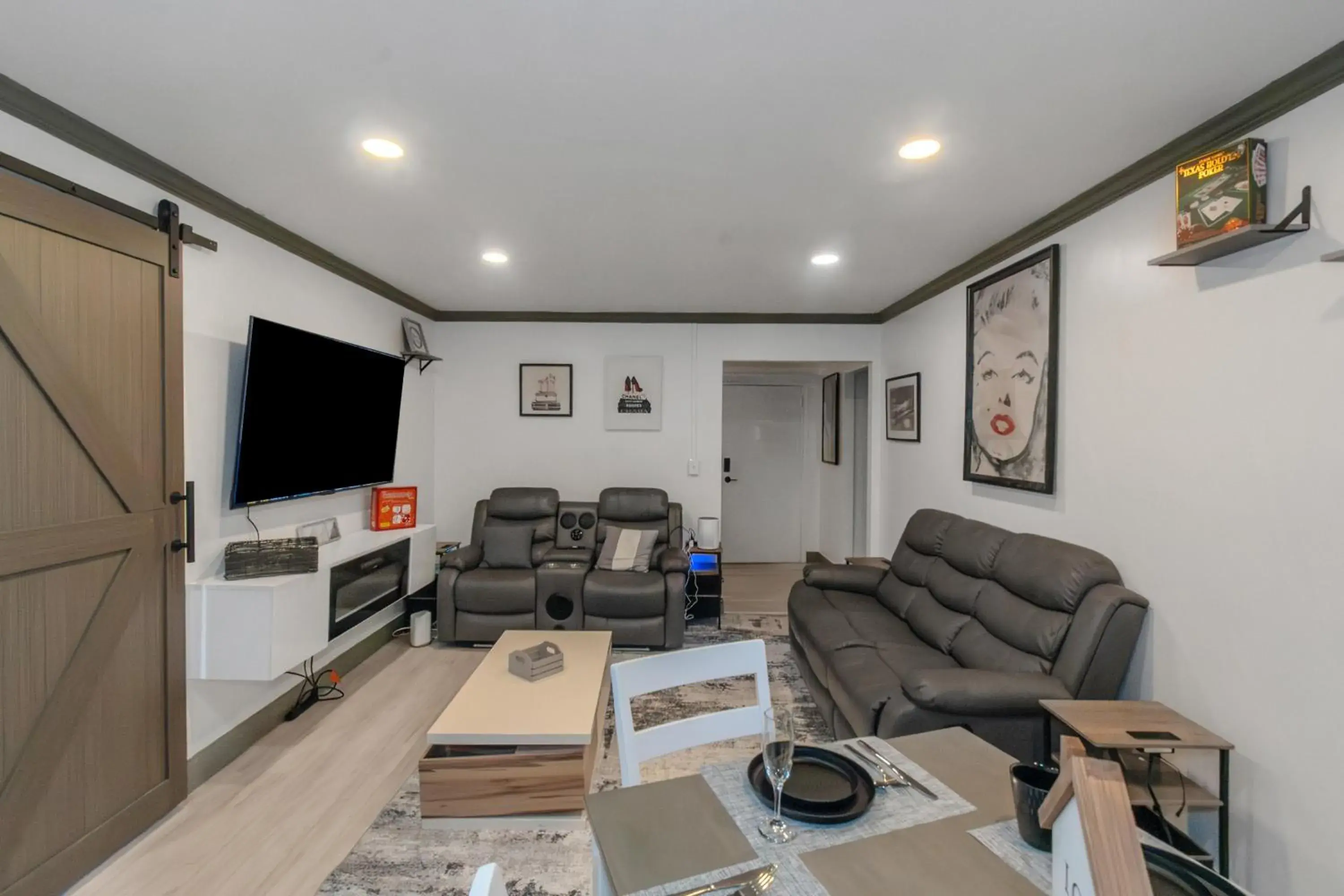 Modern 3BR Condo - Heart of ATL Modern 3BR Condo - Heart of ATL