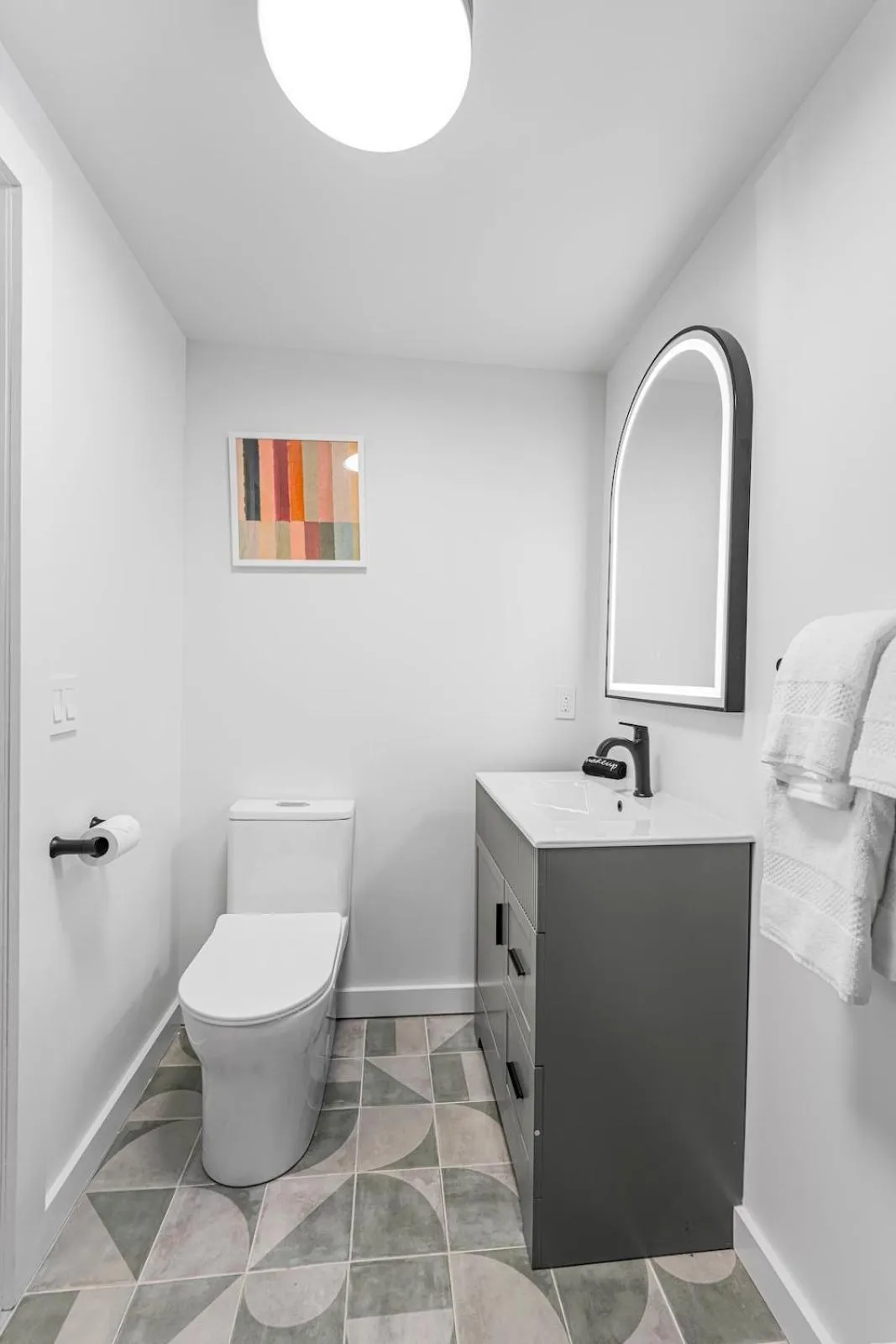 Bathroom in Ambler Hotel