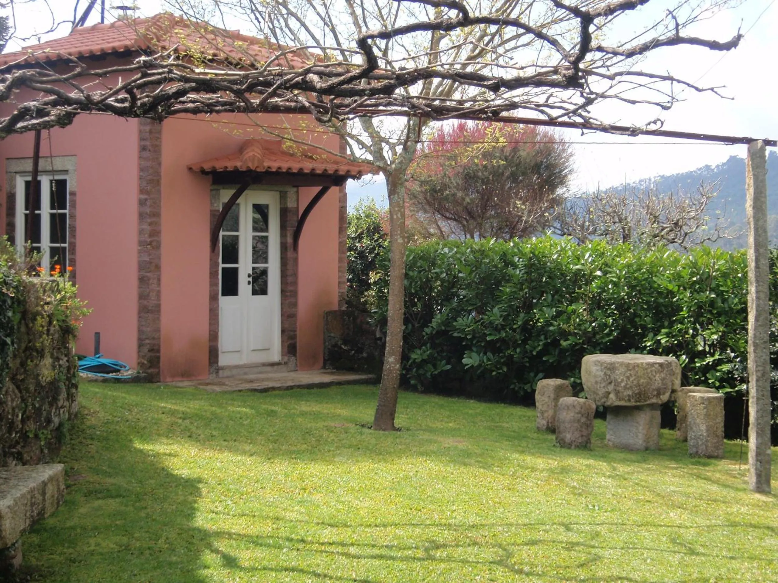BBQ facilities in Casa da Boa Fonte by Casa da Travessa
