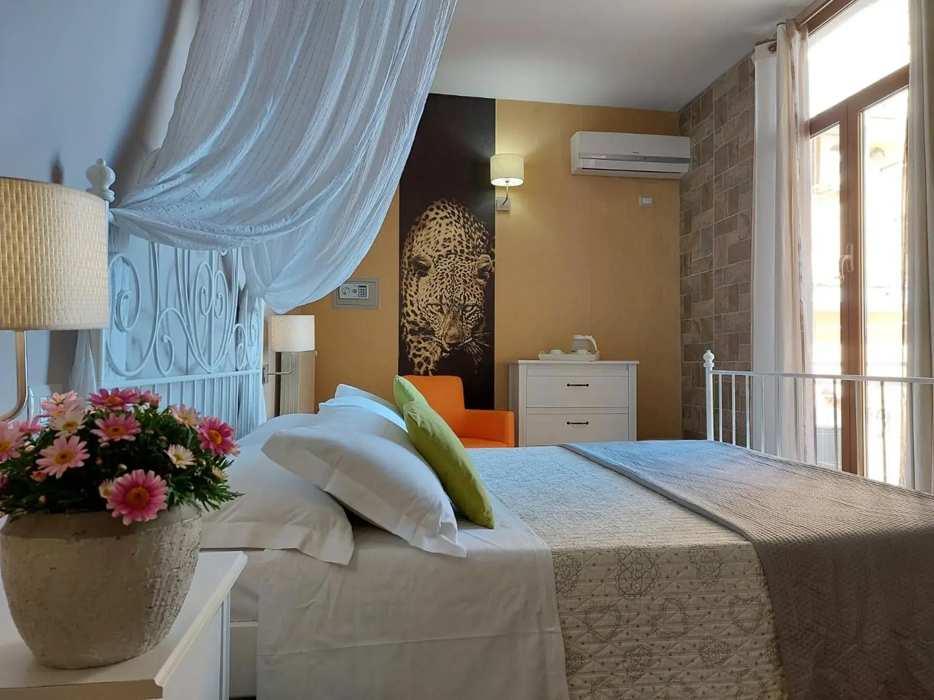 King Room with Sea View in SWEET HOME & WELLNESS affittacamere King Room with Sea View in SWEET HOME & WELLNESS affittacamere