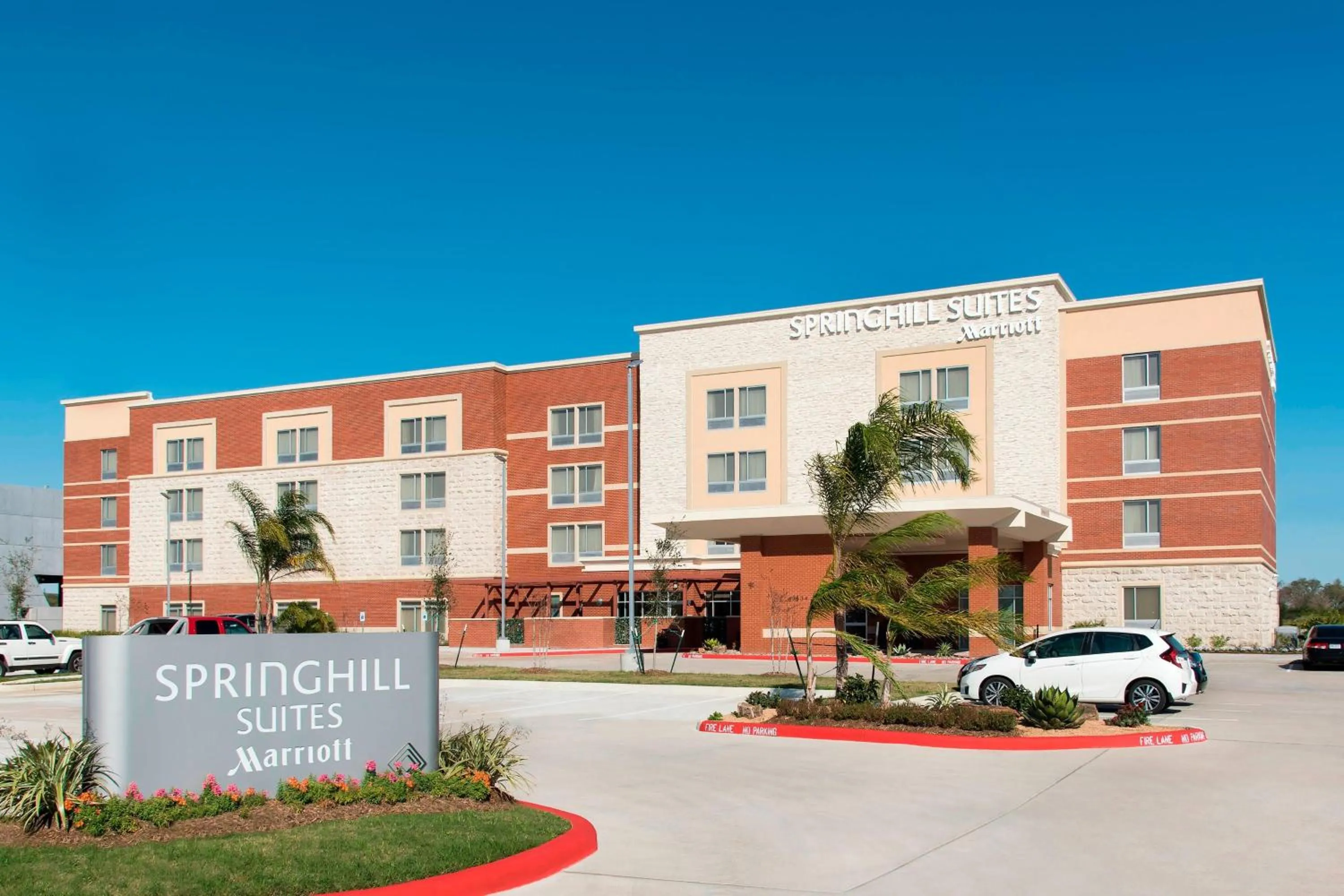 Property building in SpringHill Suites Houston Sugarland