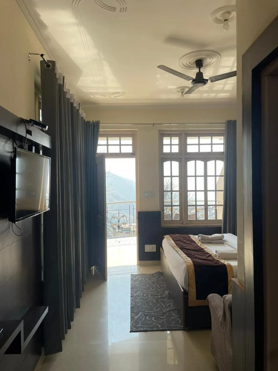 Bed in Sky Pie hotel