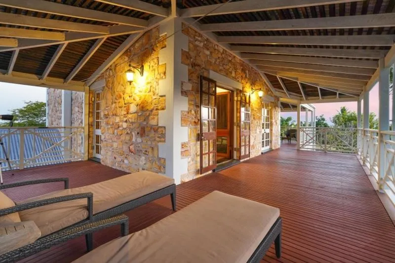 NT Tourism Award Winning Mandalay Luxury Stay