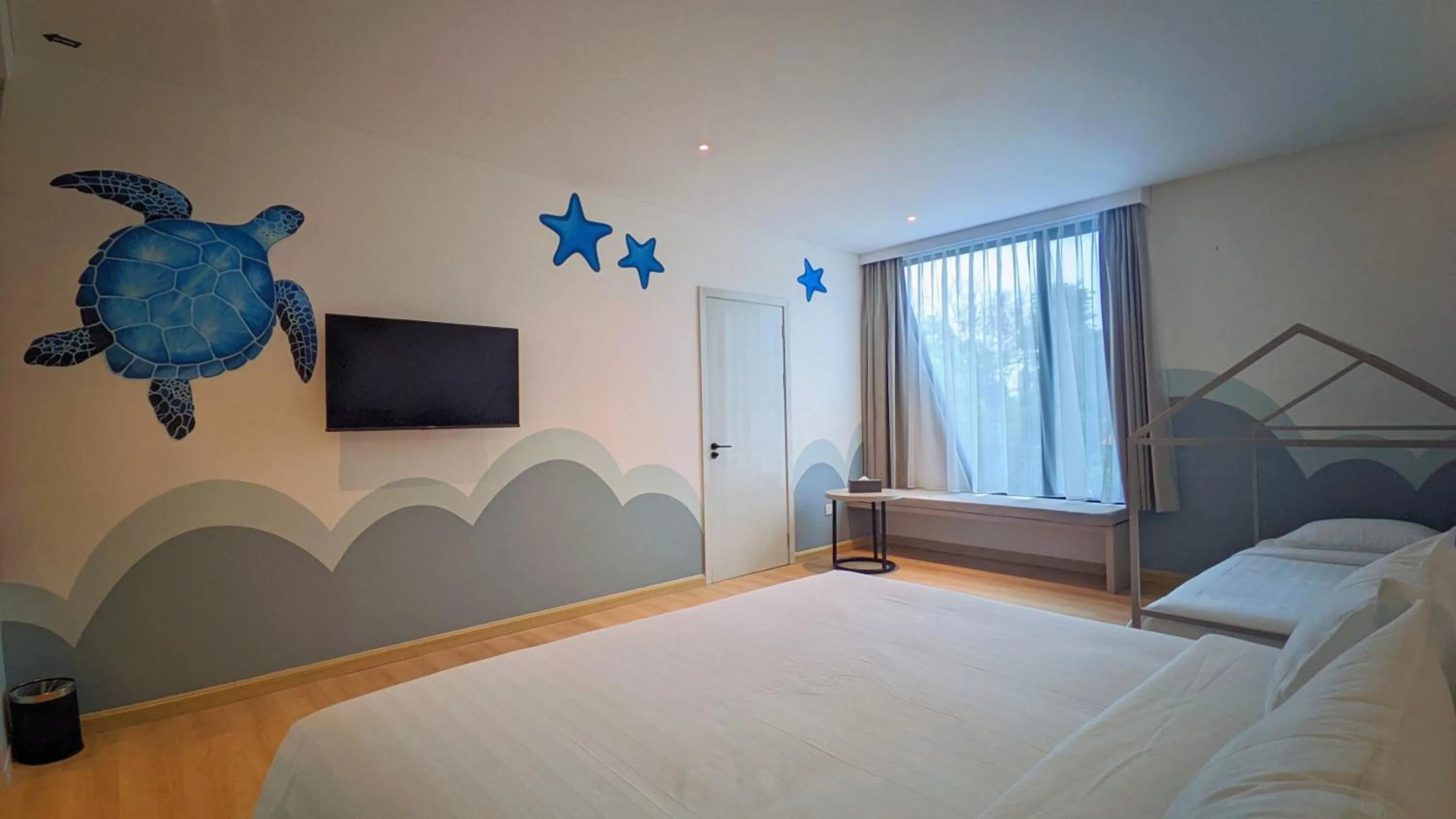 Bed in OS Style Hotel Batam Centre