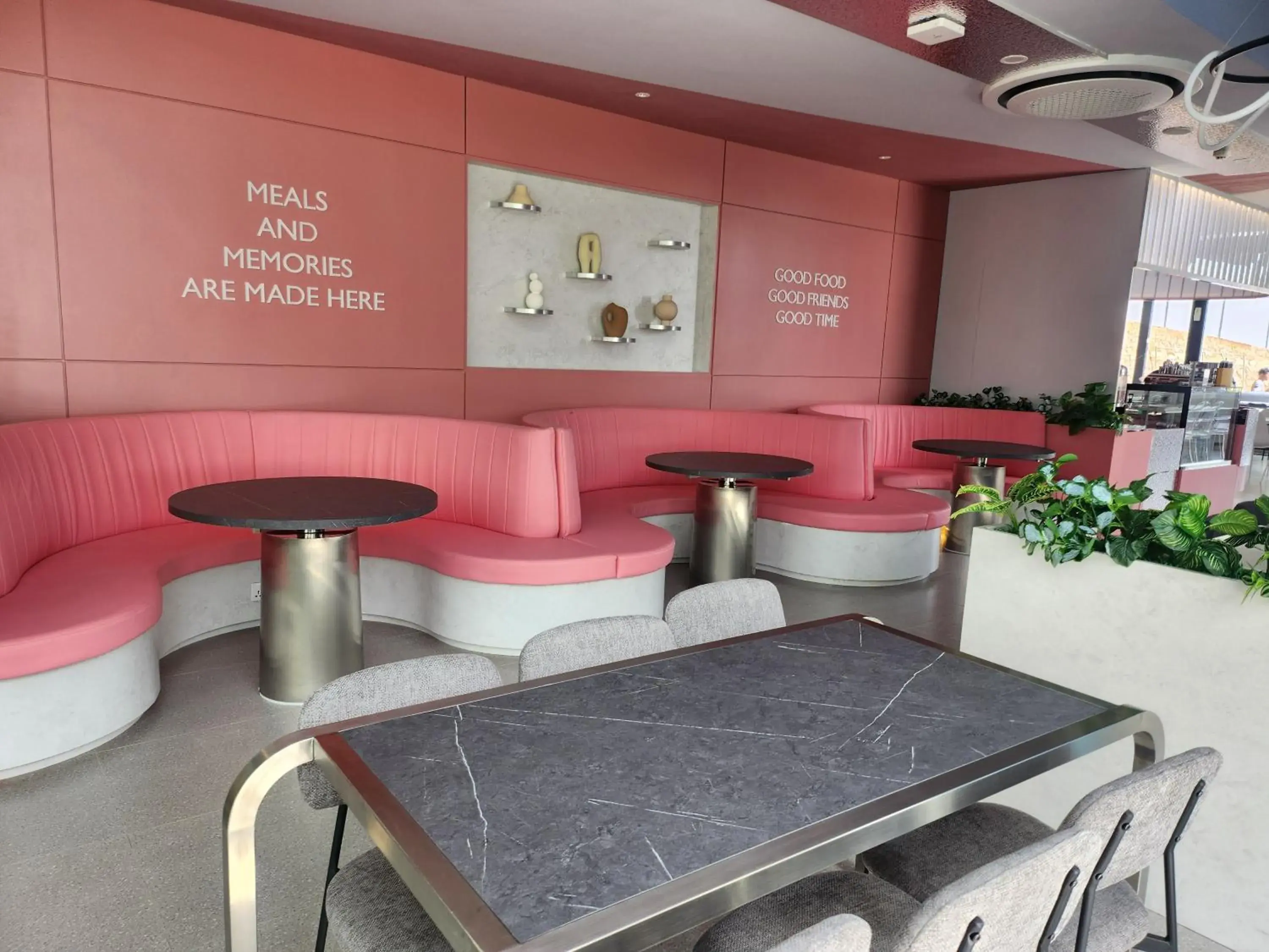 Restaurant/places to eat in OS Style Hotel Batam Centre Restaurant/places to eat in OS Style Hotel Batam Centre