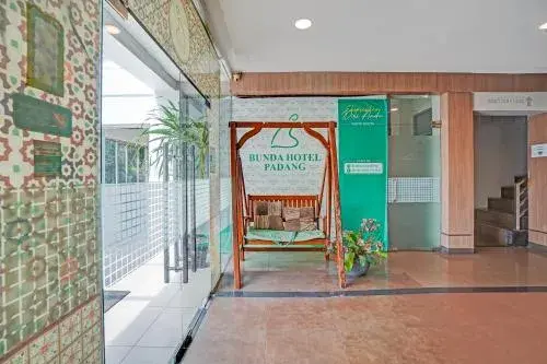 Townhouse Oak Padang near RTH Imam Bonjol Townhouse Oak Padang near RTH Imam Bonjol