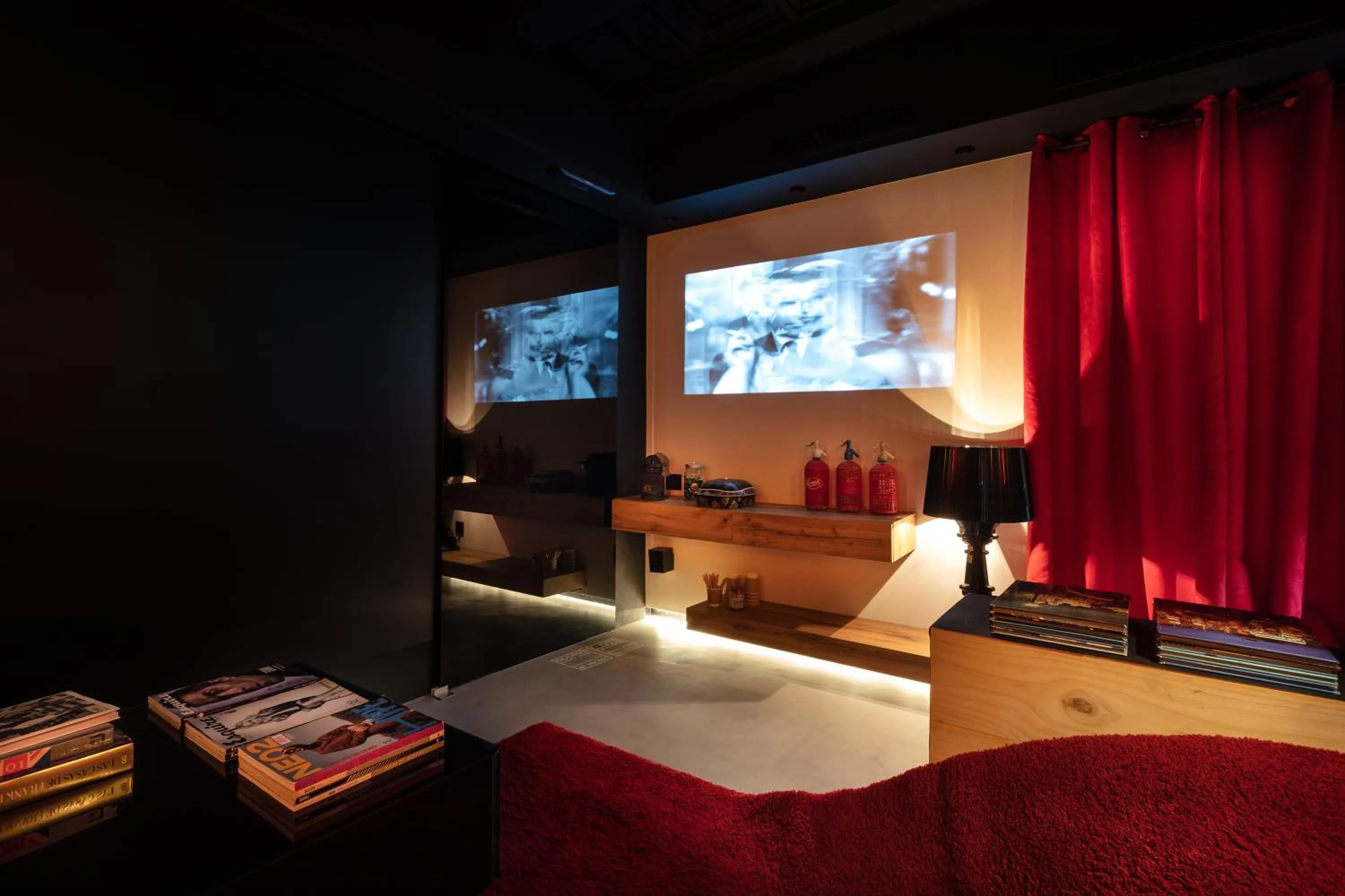 Balcony/Terrace, Bed in Zrooms&Suites Hostel Boutique