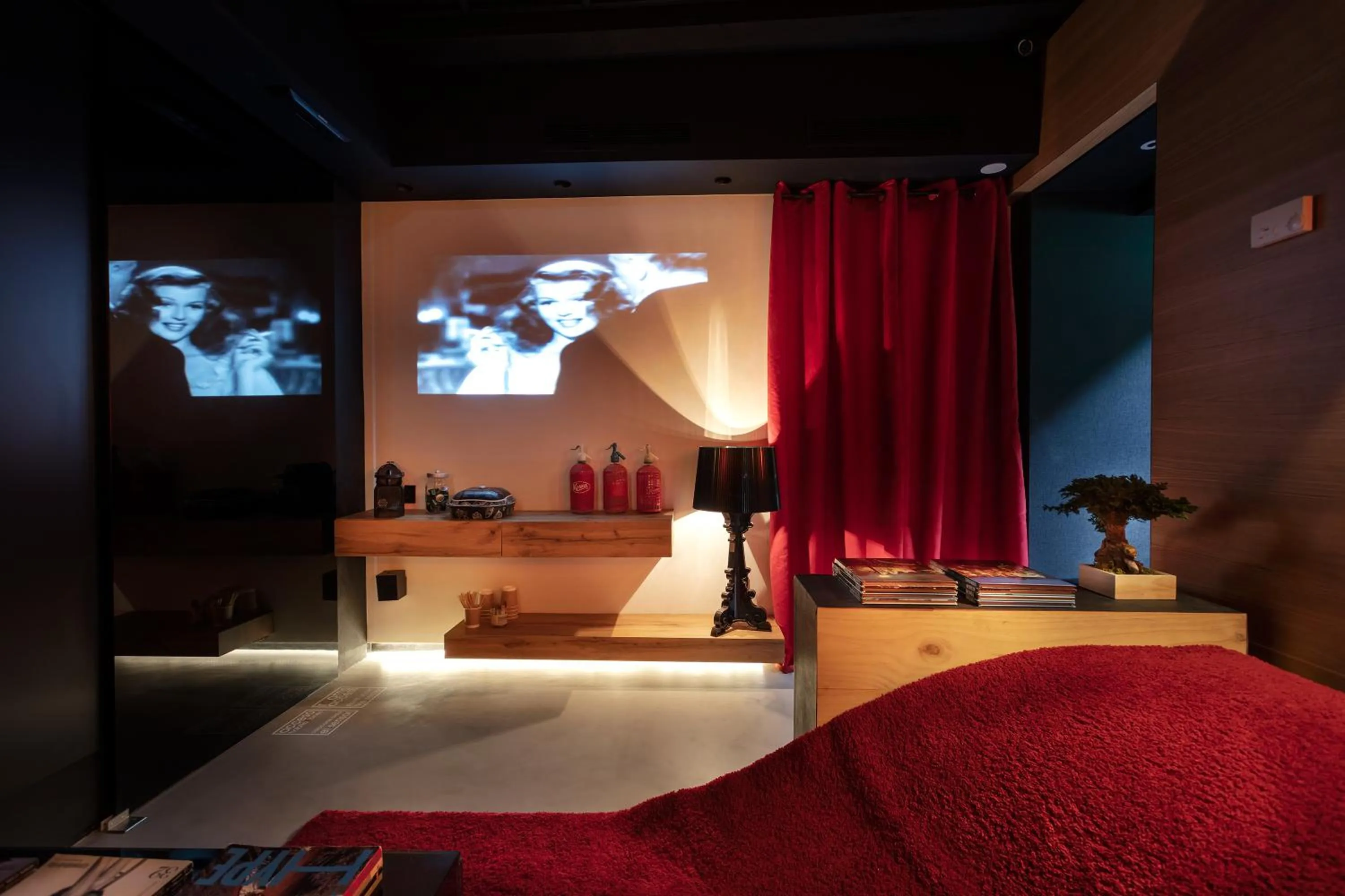 Balcony/Terrace, Bed in Zrooms&Suites Hostel Boutique