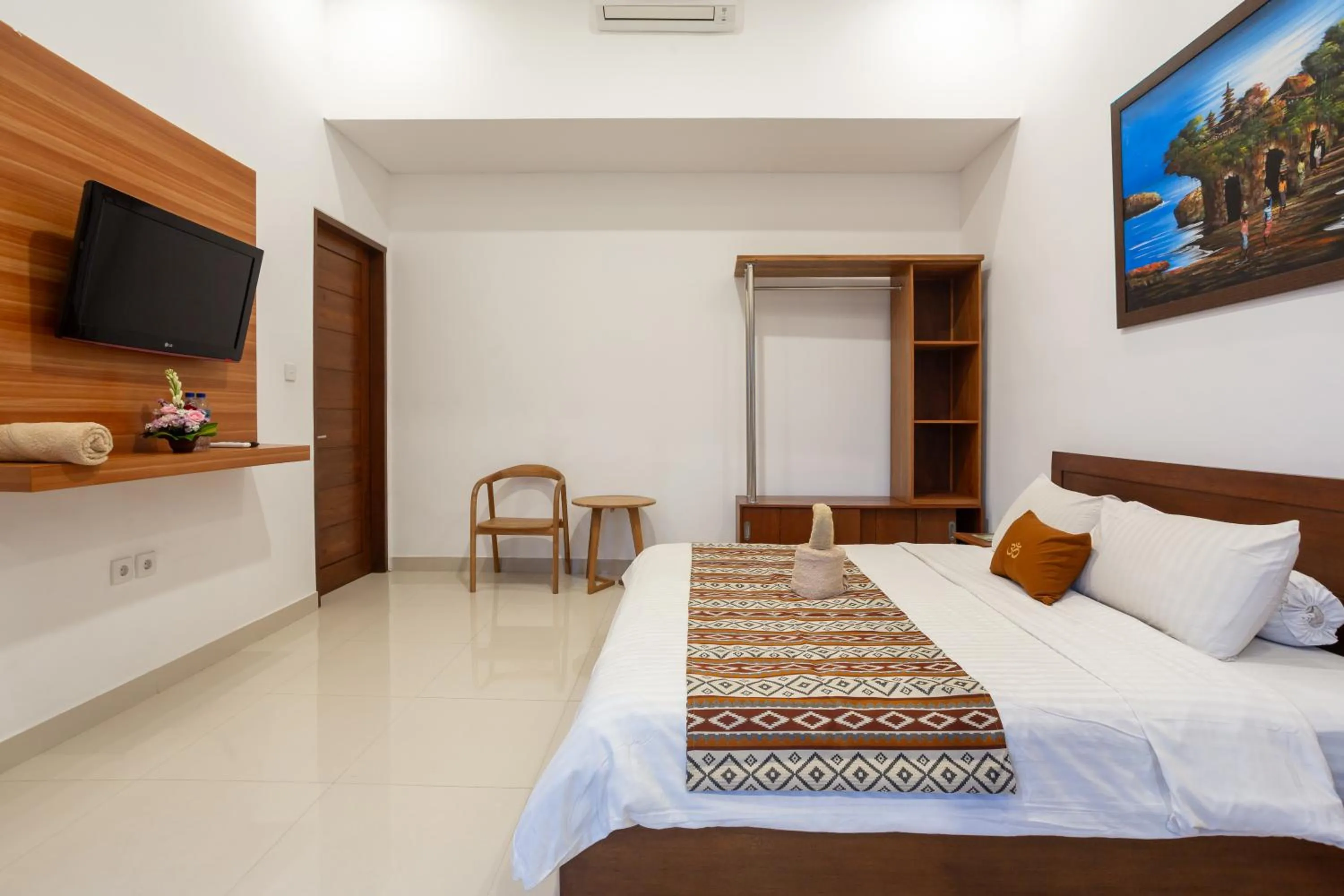 Bedroom, Bed in Om Villas Kedungu