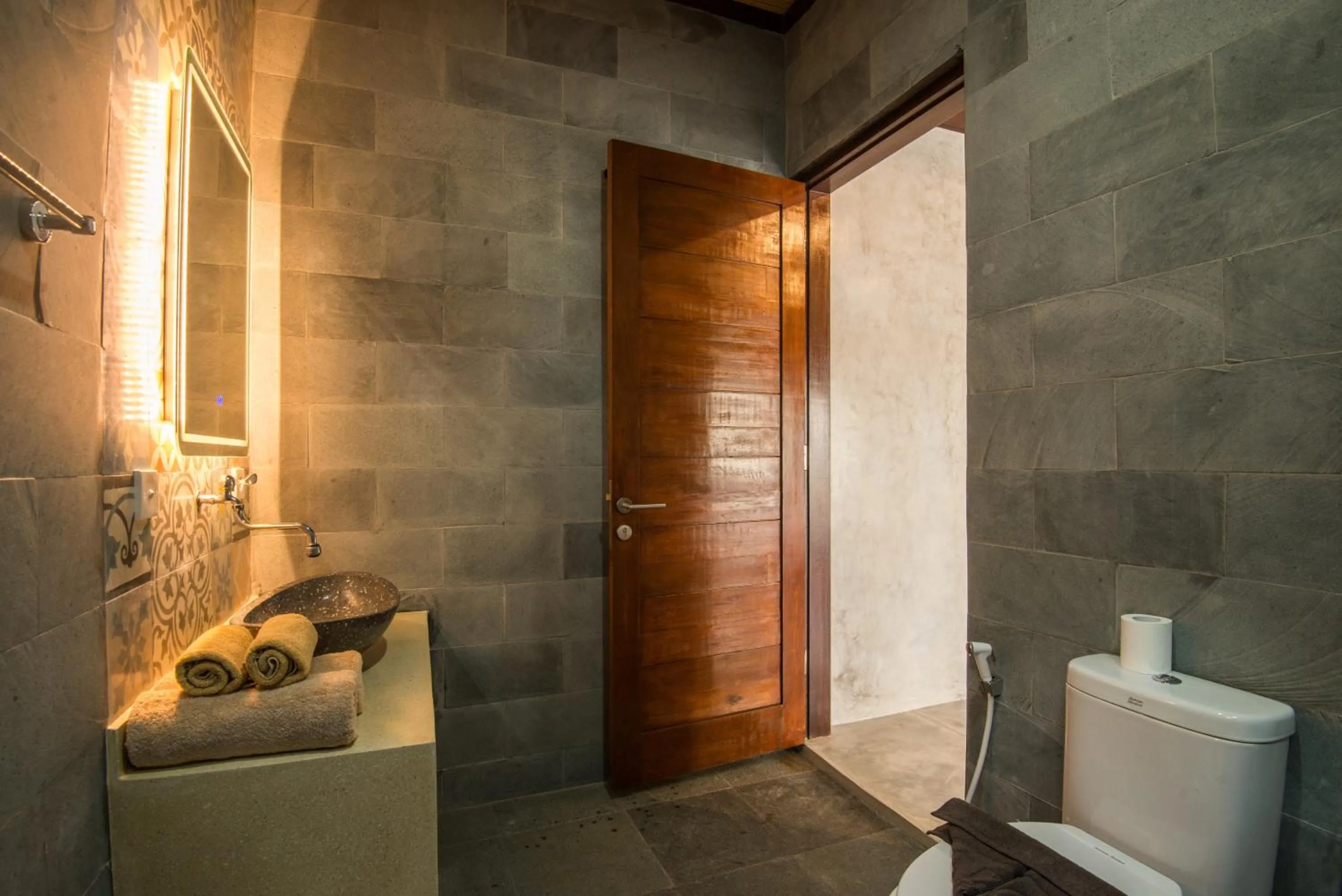 Shower in Om Villas Kedungu