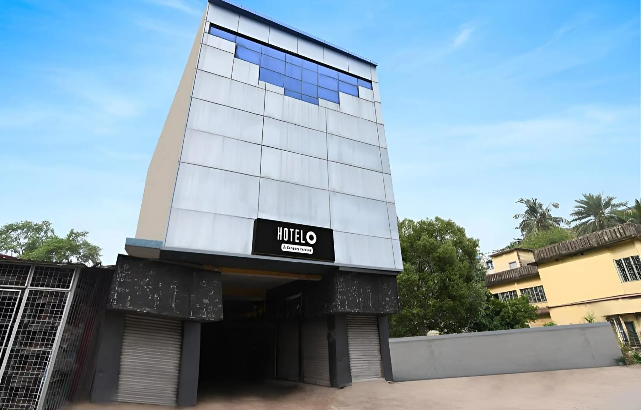 Facade/entrance in Super Hotel O Profulla Devi Guest House