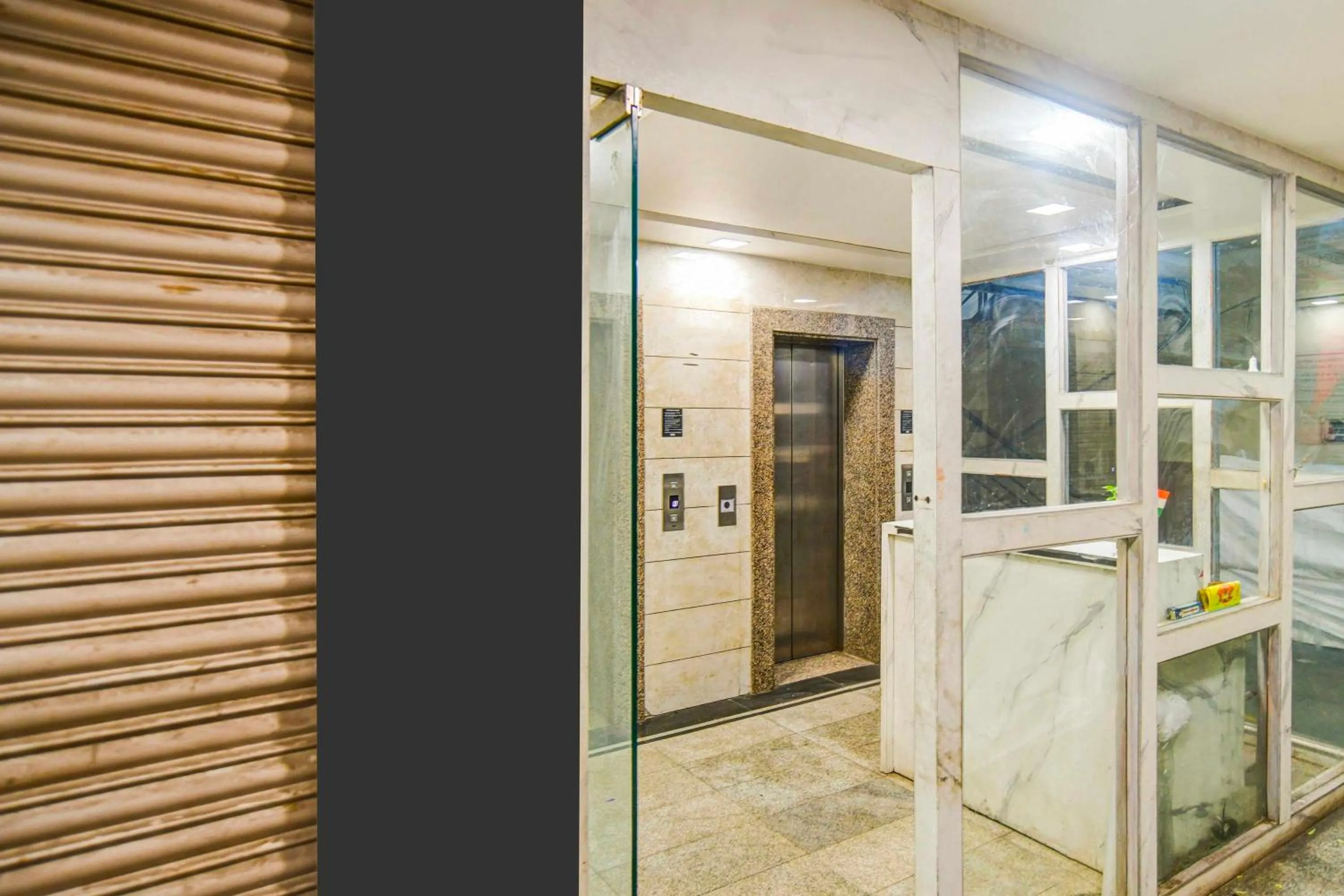 Facade/entrance in Townhouse Holkar Central Stadium Indore