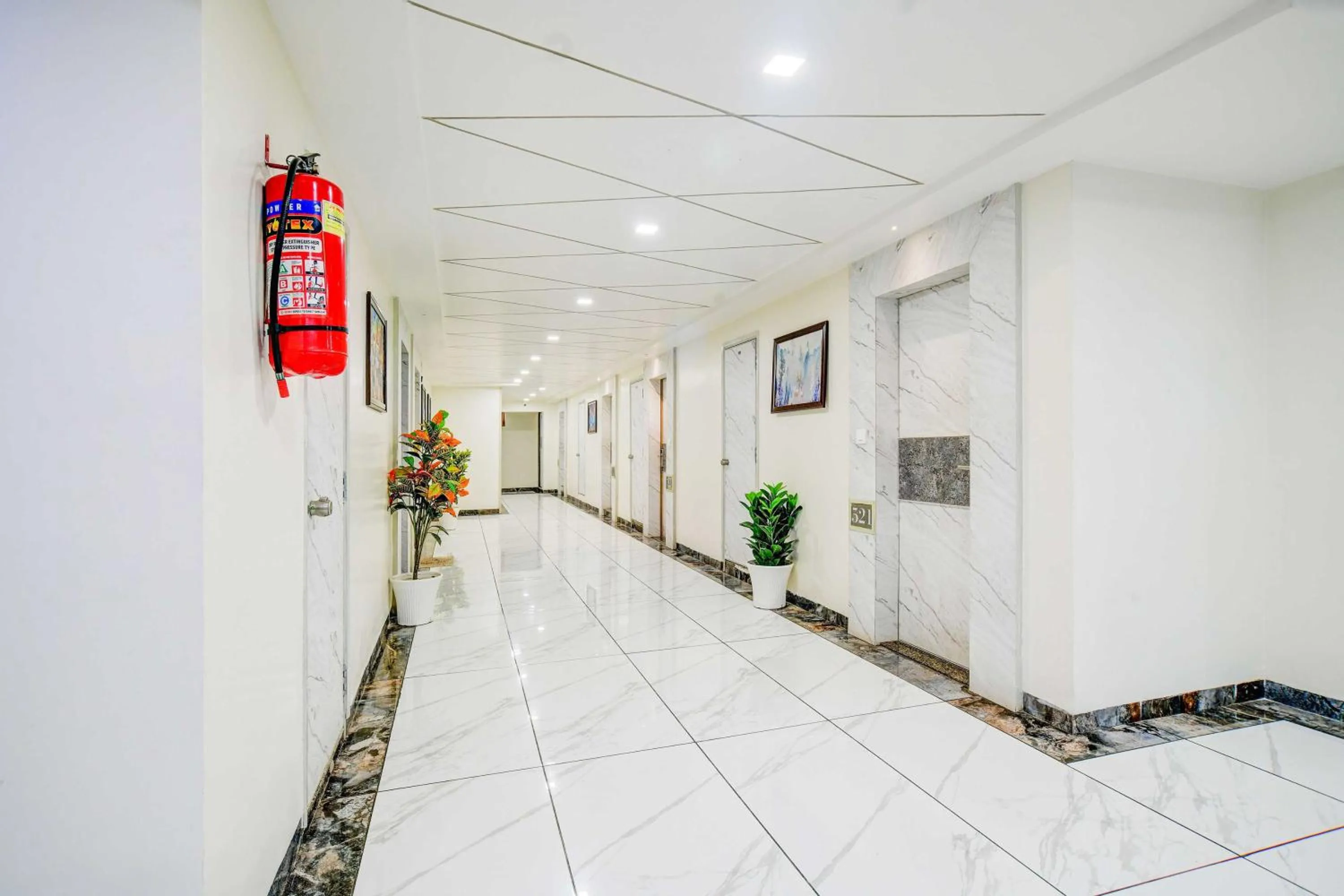 Lobby or reception in Townhouse Holkar Central Stadium Indore