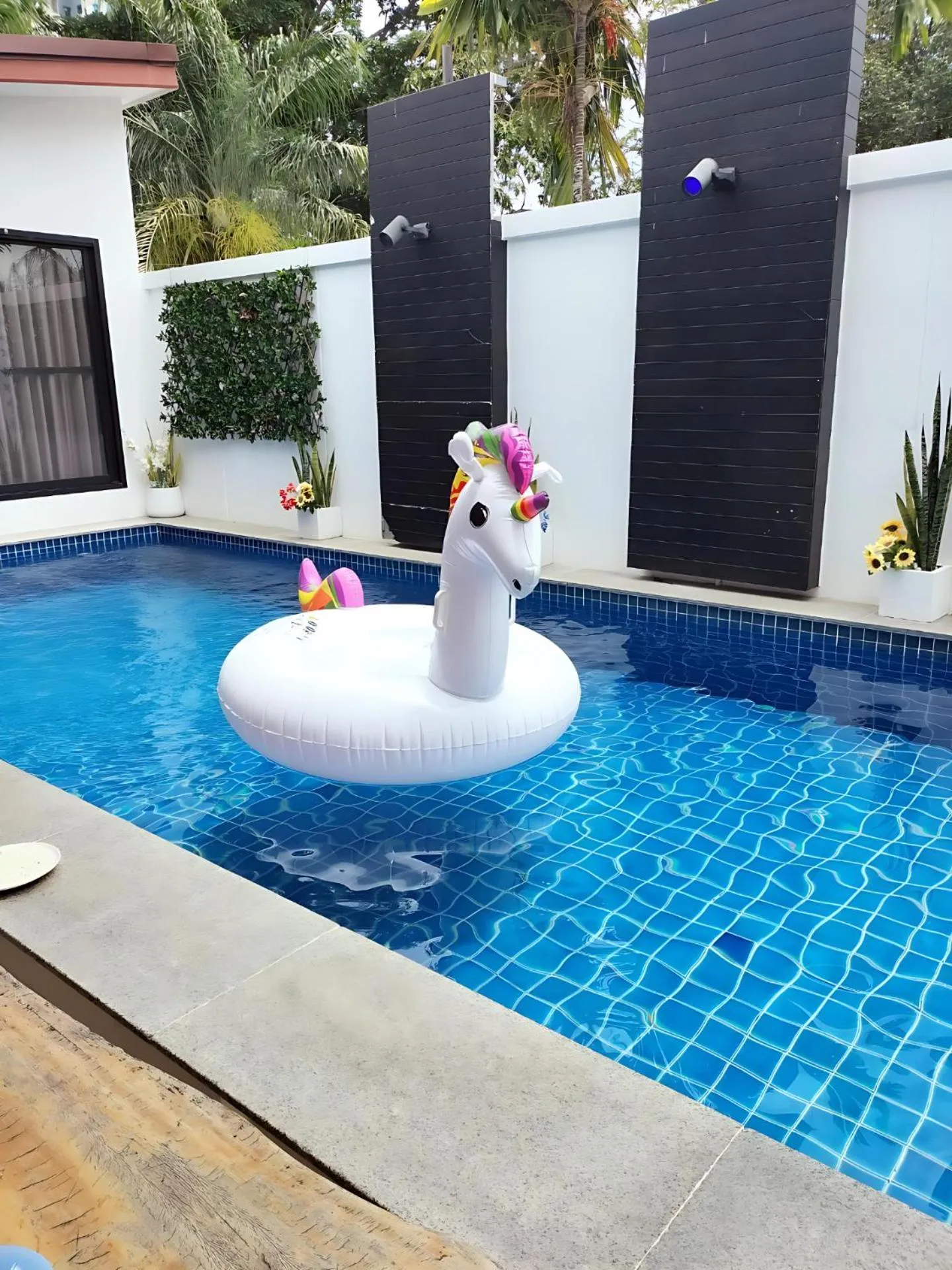 Pool view in Hunter Hide Pool Villa