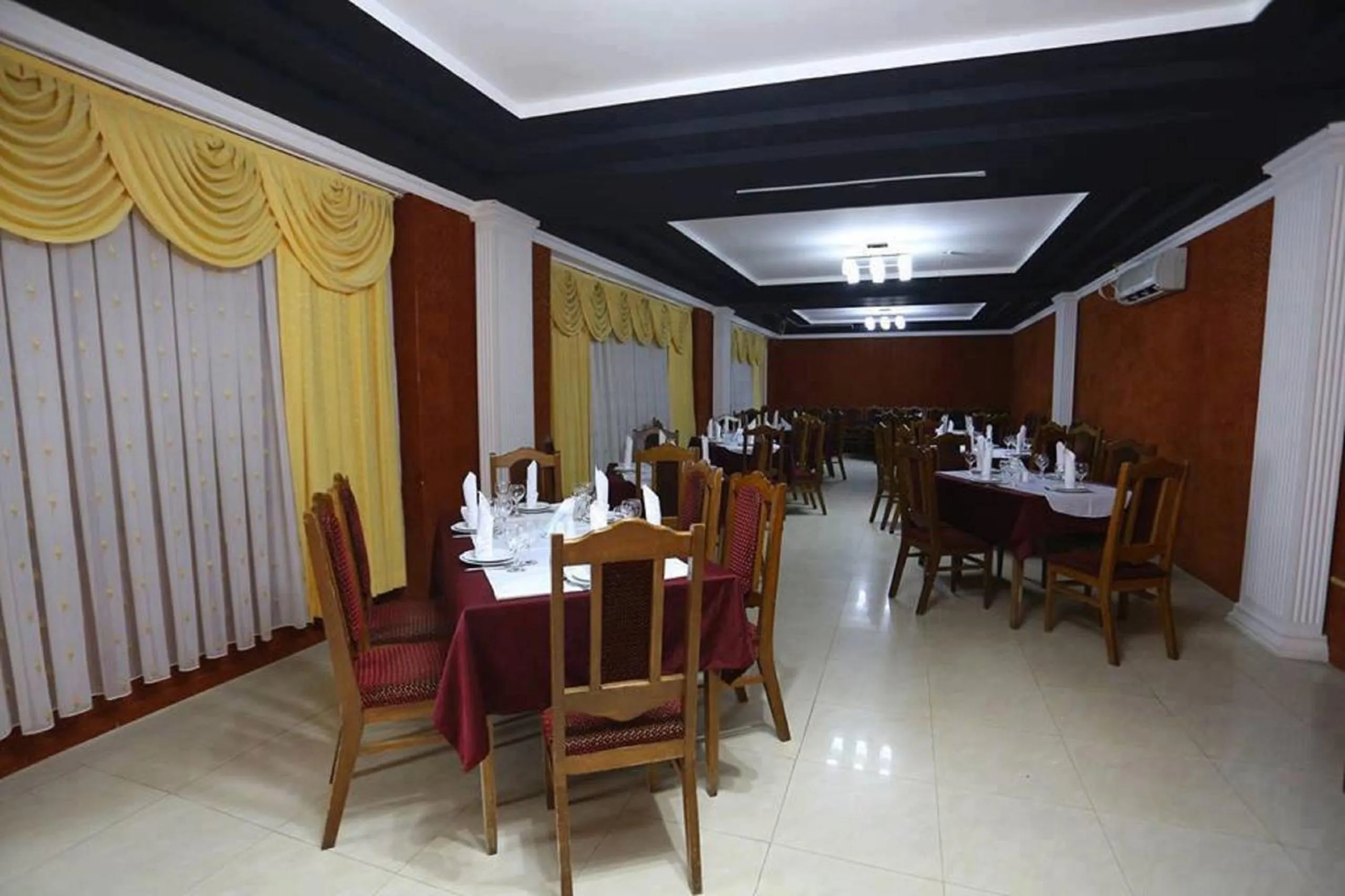 Restaurant/places to eat in Europa Hotel-Kutaisi