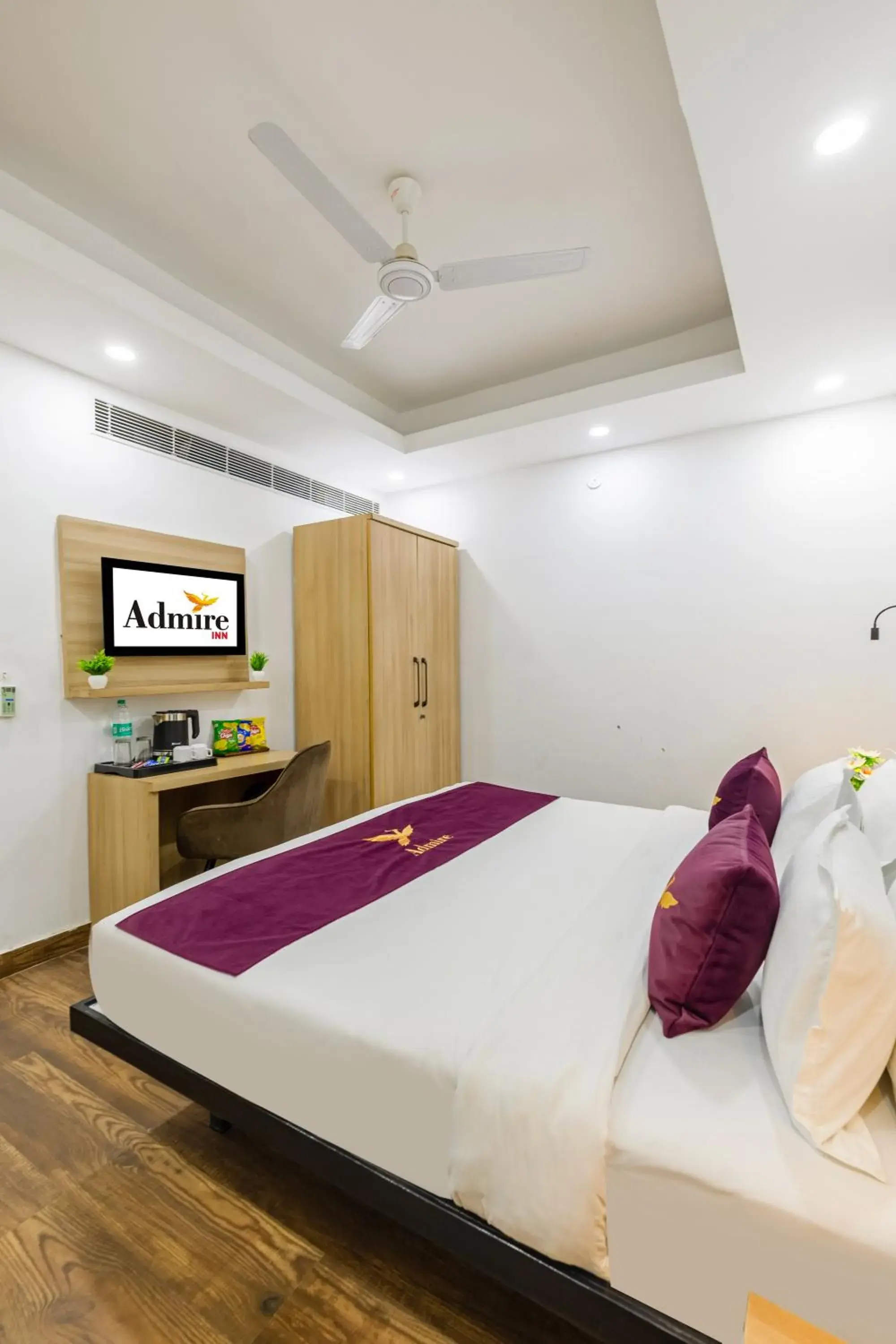 Deluxe Room - single occupancy in Hotel Admire Inn Sec - 104 By ASPL Deluxe Room - single occupancy in Hotel Admire Inn Sec - 104 By ASPL